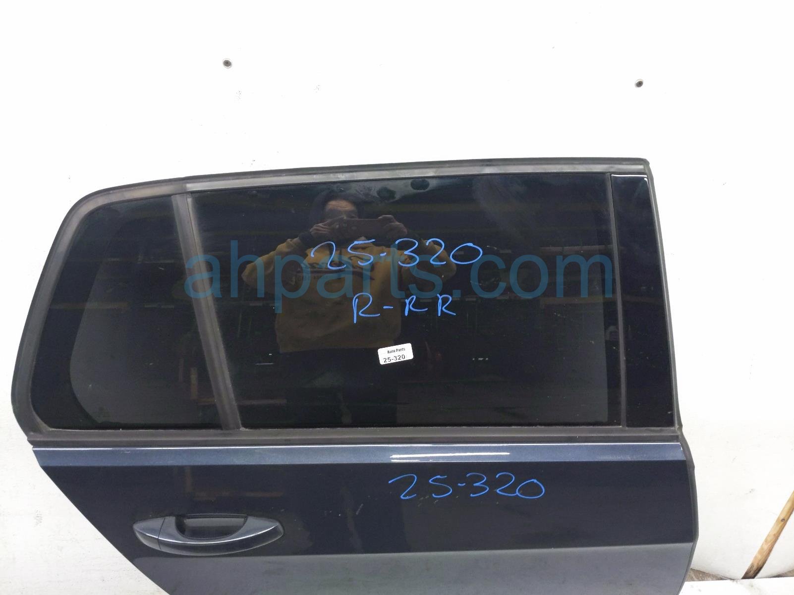 2018 Volkswagen Golf Gti Rear Passenger Door Grey No Inside Trim 5GM 833 056 C Replacement 2018 Volkswagen Golf Gti Rear Passenger Door Grey No Inside Trim 5GM 833 056 C Replacement thumbnail