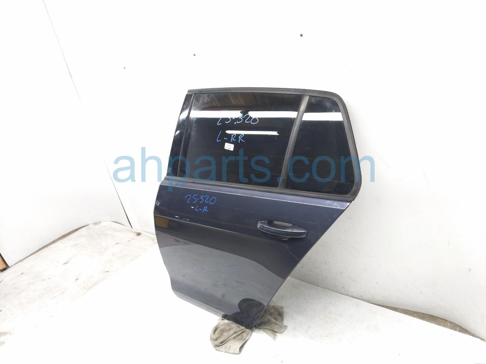 2018 Volkswagen Golf Gti Rear Driver Door Grey No Inside Trim 5GM 833 055 C Replacement 2018 Volkswagen Golf Gti Rear Driver Door Grey No Inside Trim 5GM 833 055 C Replacement thumbnail