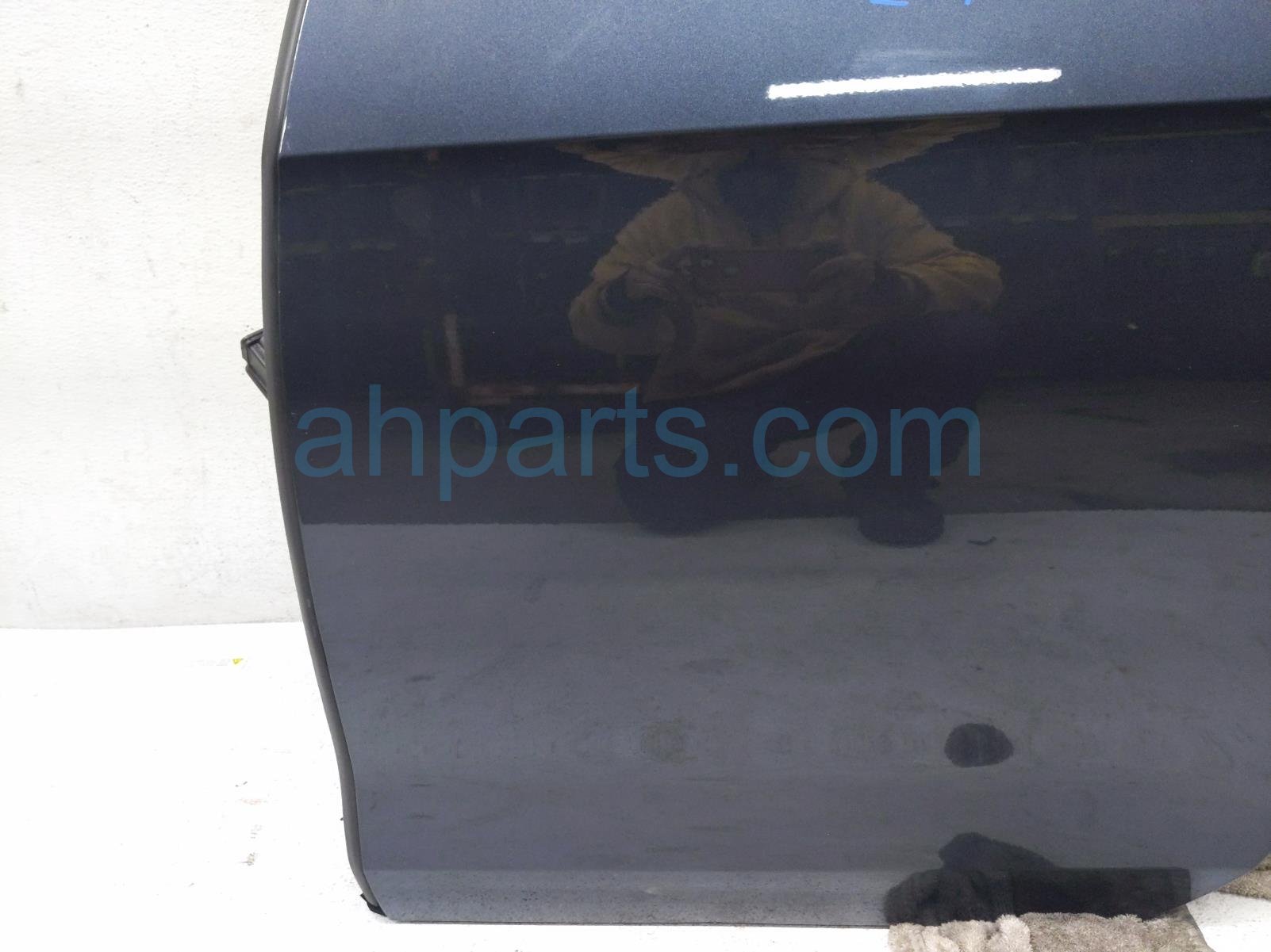 2018 Volkswagen Golf Gti Rear Driver Door Grey No Inside Trim 5GM 833 055 C Replacement 2018 Volkswagen Golf Gti Rear Driver Door Grey No Inside Trim 5GM 833 055 C Replacement thumbnail