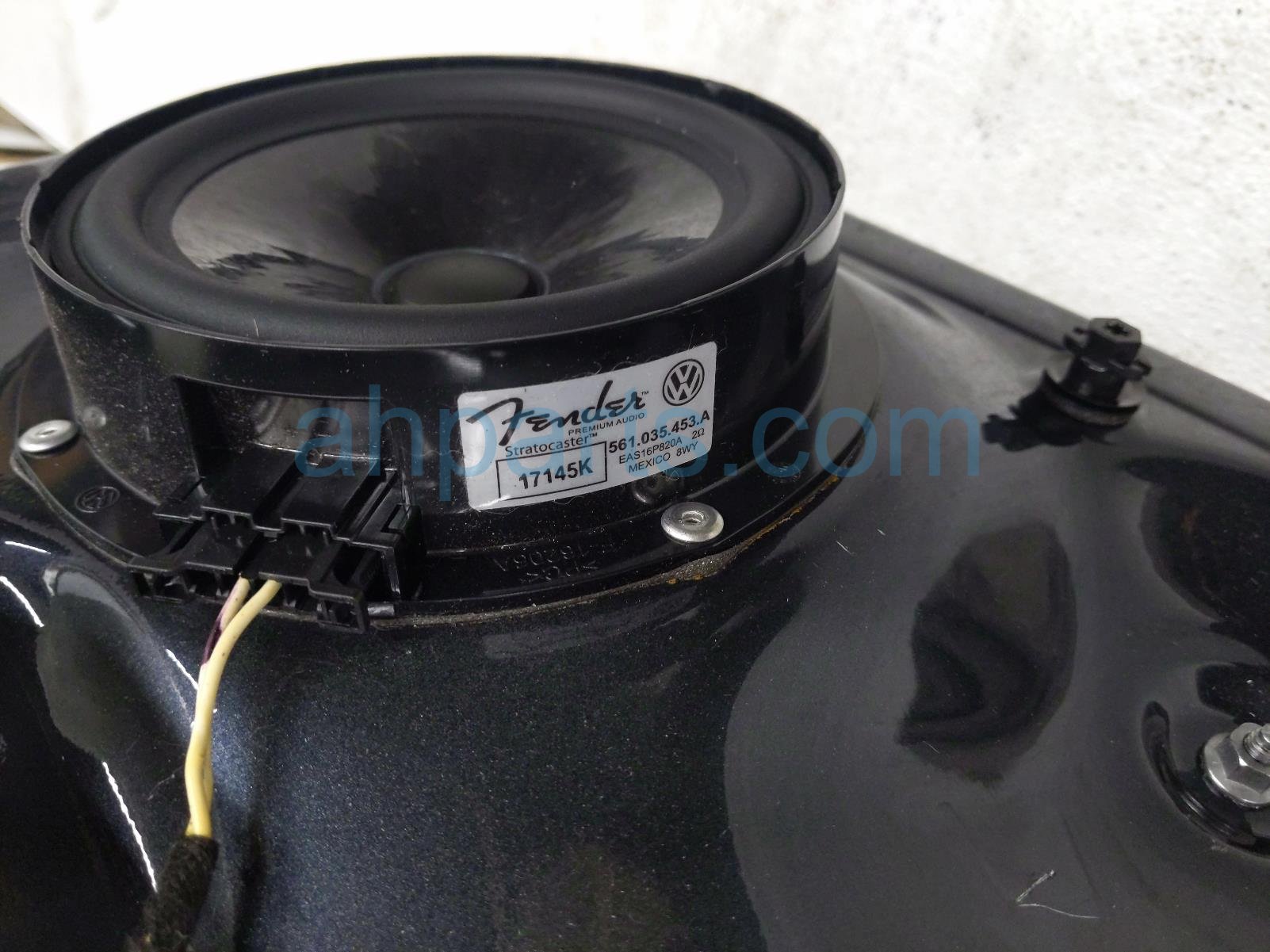 2018 Volkswagen Golf Gti Rear Driver Door Grey No Inside Trim 5GM 833 055 C Replacement 2018 Volkswagen Golf Gti Rear Driver Door Grey No Inside Trim 5GM 833 055 C Replacement thumbnail