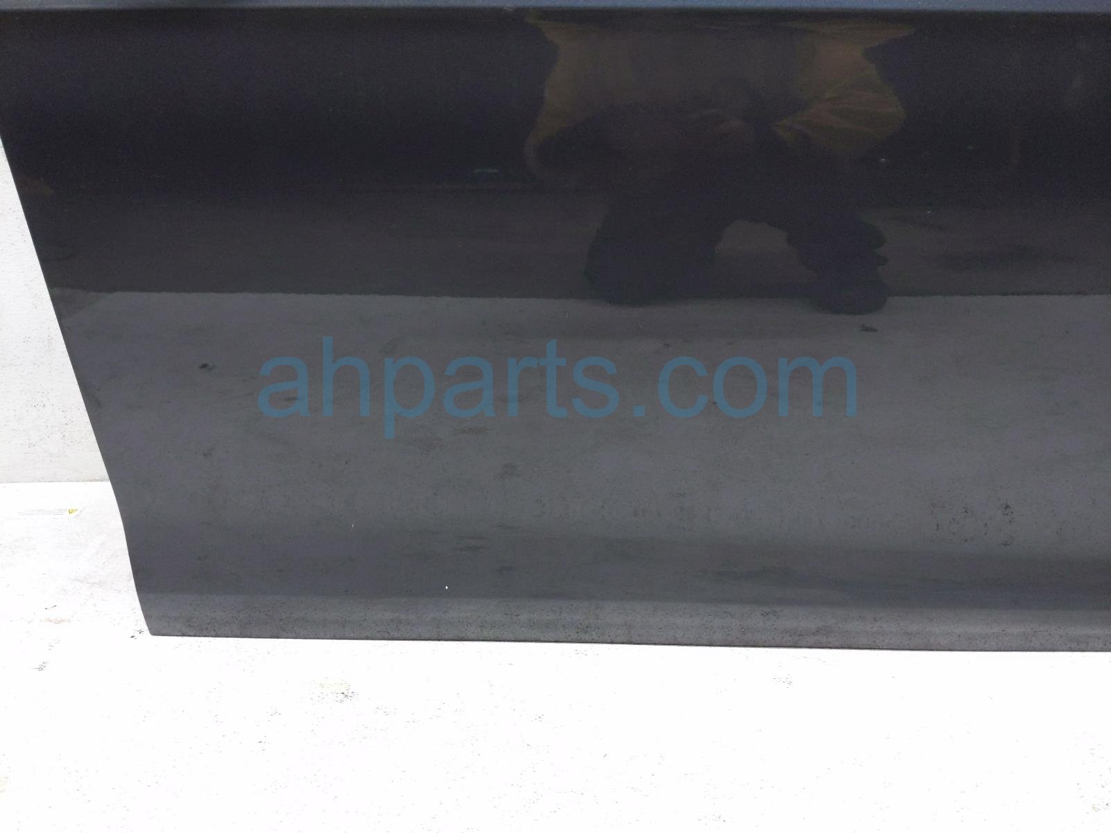 2018 Volkswagen Golf Gti Front Passenger Door Grey No Mirror/trim 5G4 831 056 AN Replacement 2018 Volkswagen Golf Gti Front Passenger Door Grey No Mirror/trim 5G4 831 056 AN Replacement thumbnail