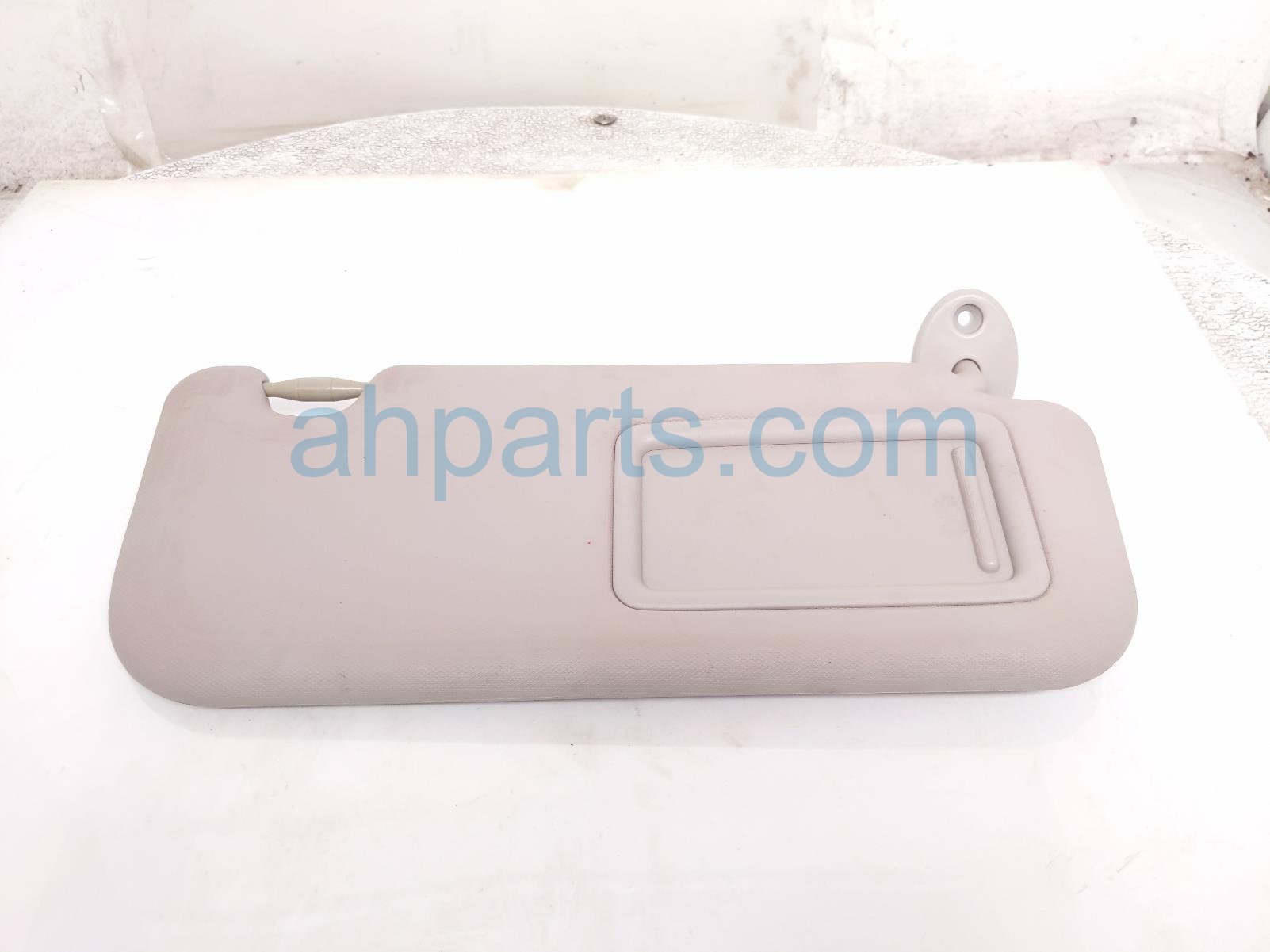 $50 Toyota RH SUN VISOR - GREY