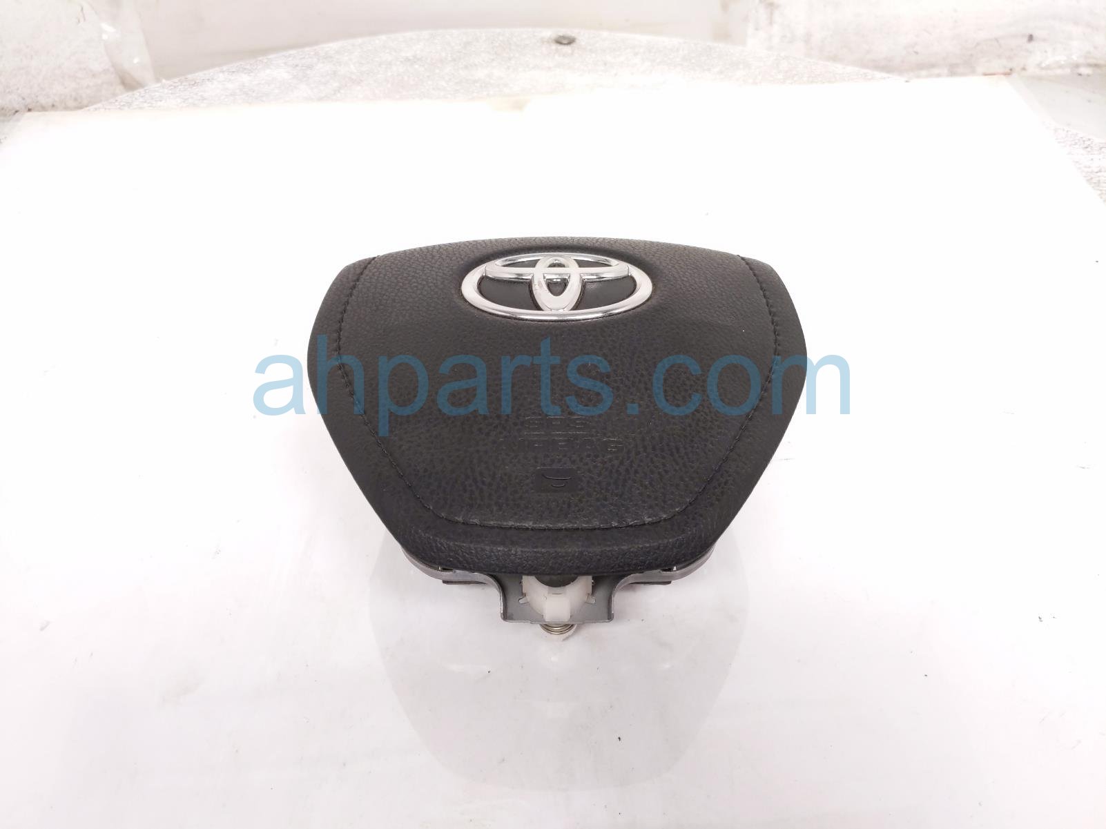 $299 Toyota DRIVER WHEEL AIRBAG