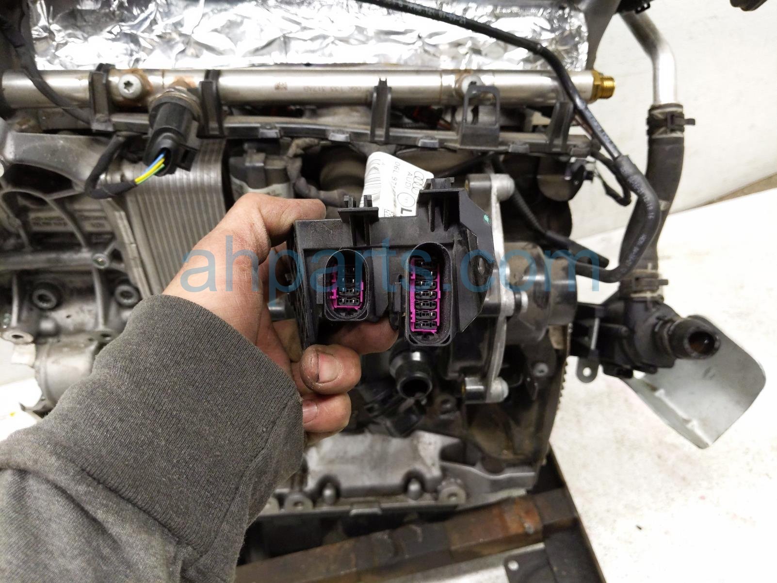 2021 Porsche Macan Long Block Engine / Motor = Mi PAC 100 010 A Replacement 2021 Porsche Macan Long Block Engine / Motor = Mi PAC 100 010 A Replacement thumbnail