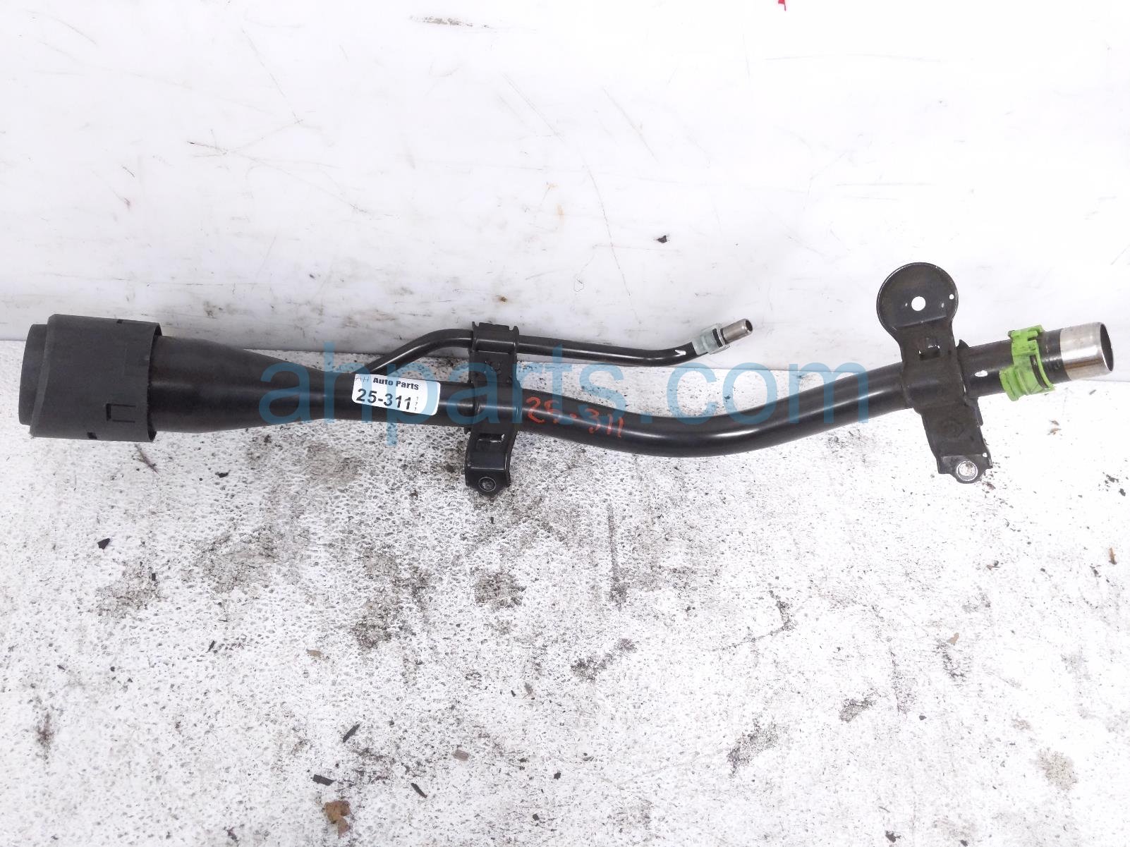 Honda GAS / FUEL FILLER NECK - EX-L FWD