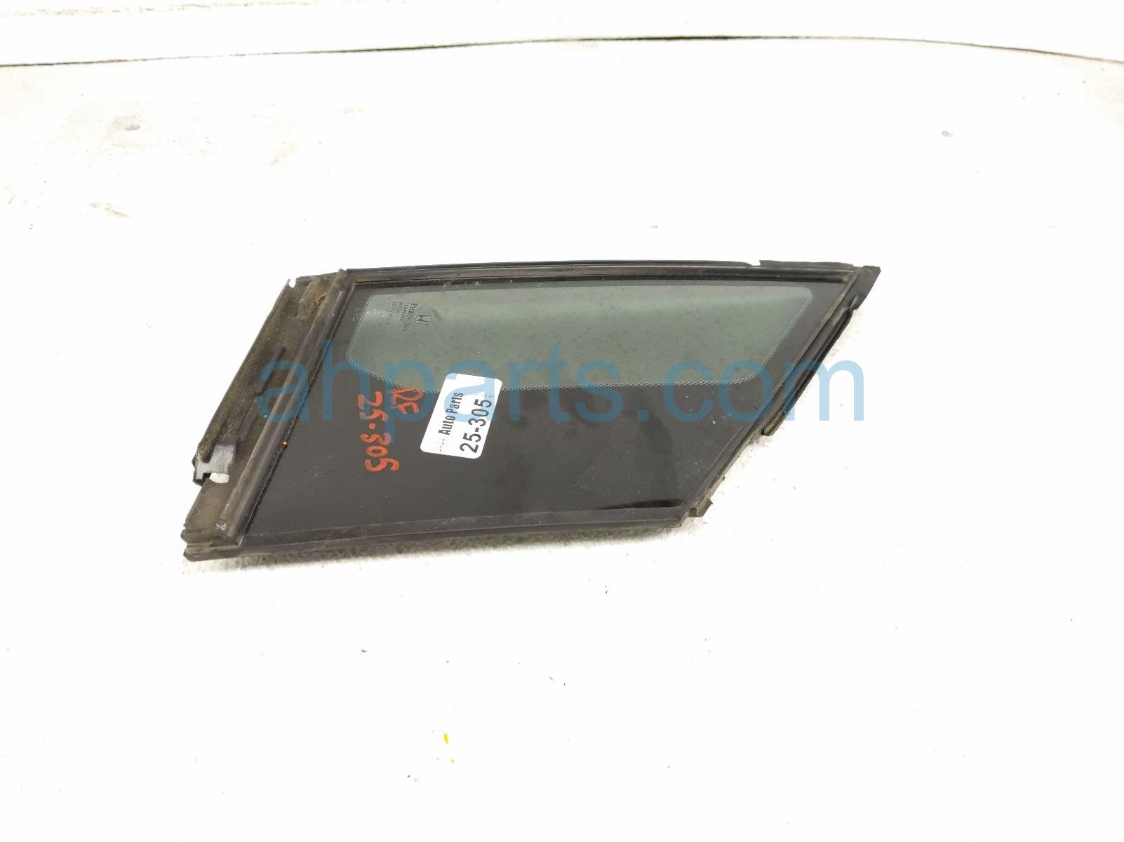 Honda FR/RH DOOR VENT GLASS Honda FR/RH DOOR VENT GLASS