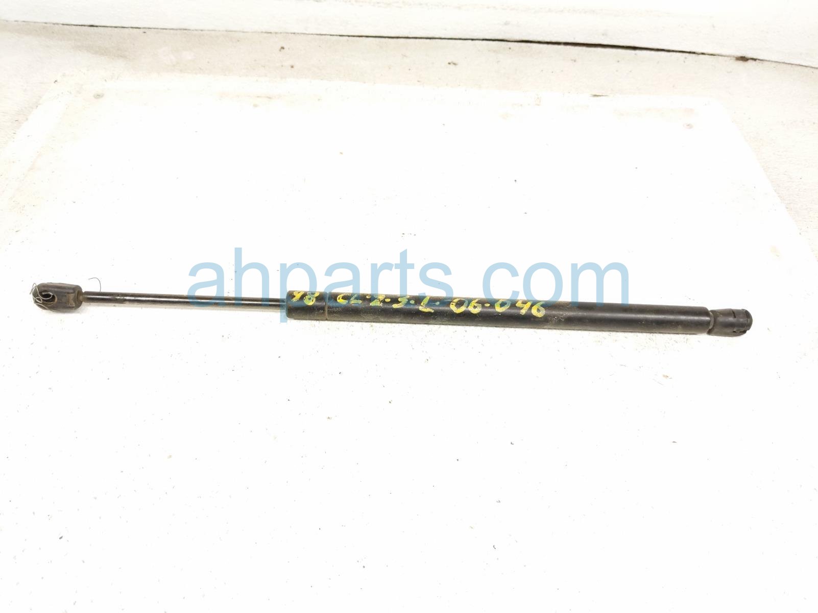 $15 Acura LH HOOD STRUT / LIFT CYLINDER