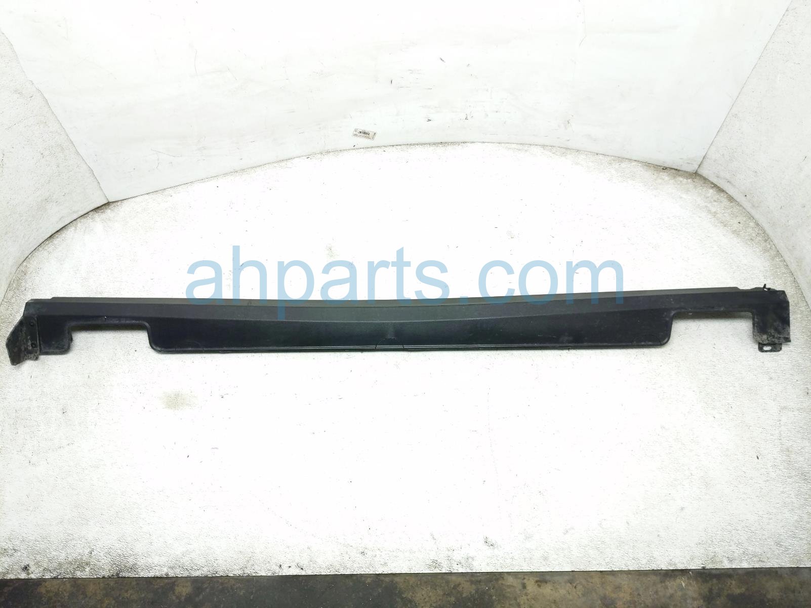 $85 Honda RH SIDE SKIRT / MOLDING - BLACK