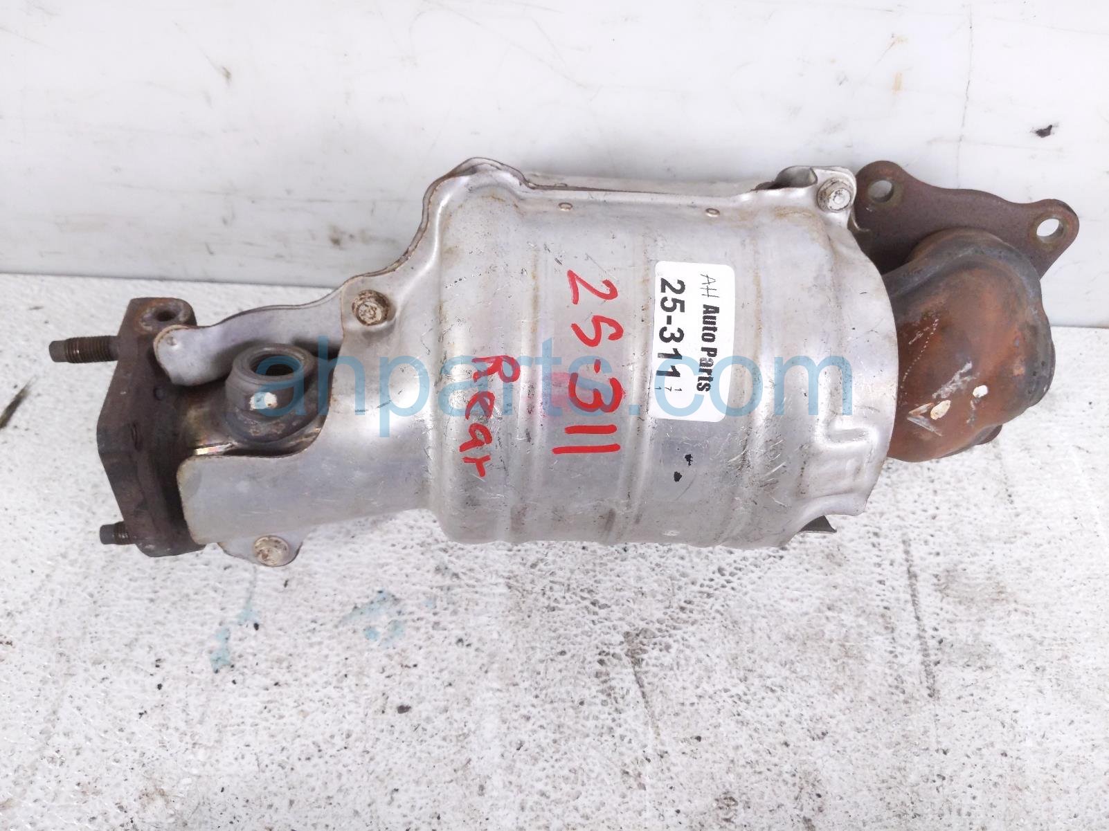 $299 Honda REAR EXHAUST MANIFOLD - 3.5L $299 Honda REAR EXHAUST MANIFOLD - 3.5L