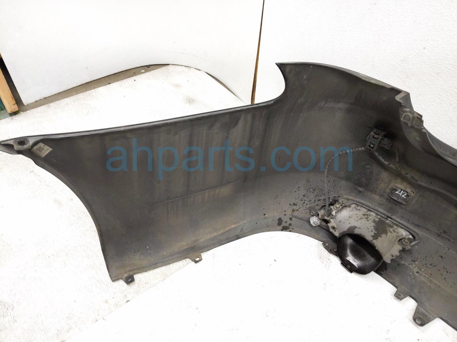 2007 Lexus Ls460 Rear Bumper Cover Black* 52159 50080 Replacement 2007 Lexus Ls460 Rear Bumper Cover Black* 52159 50080 Replacement thumbnail