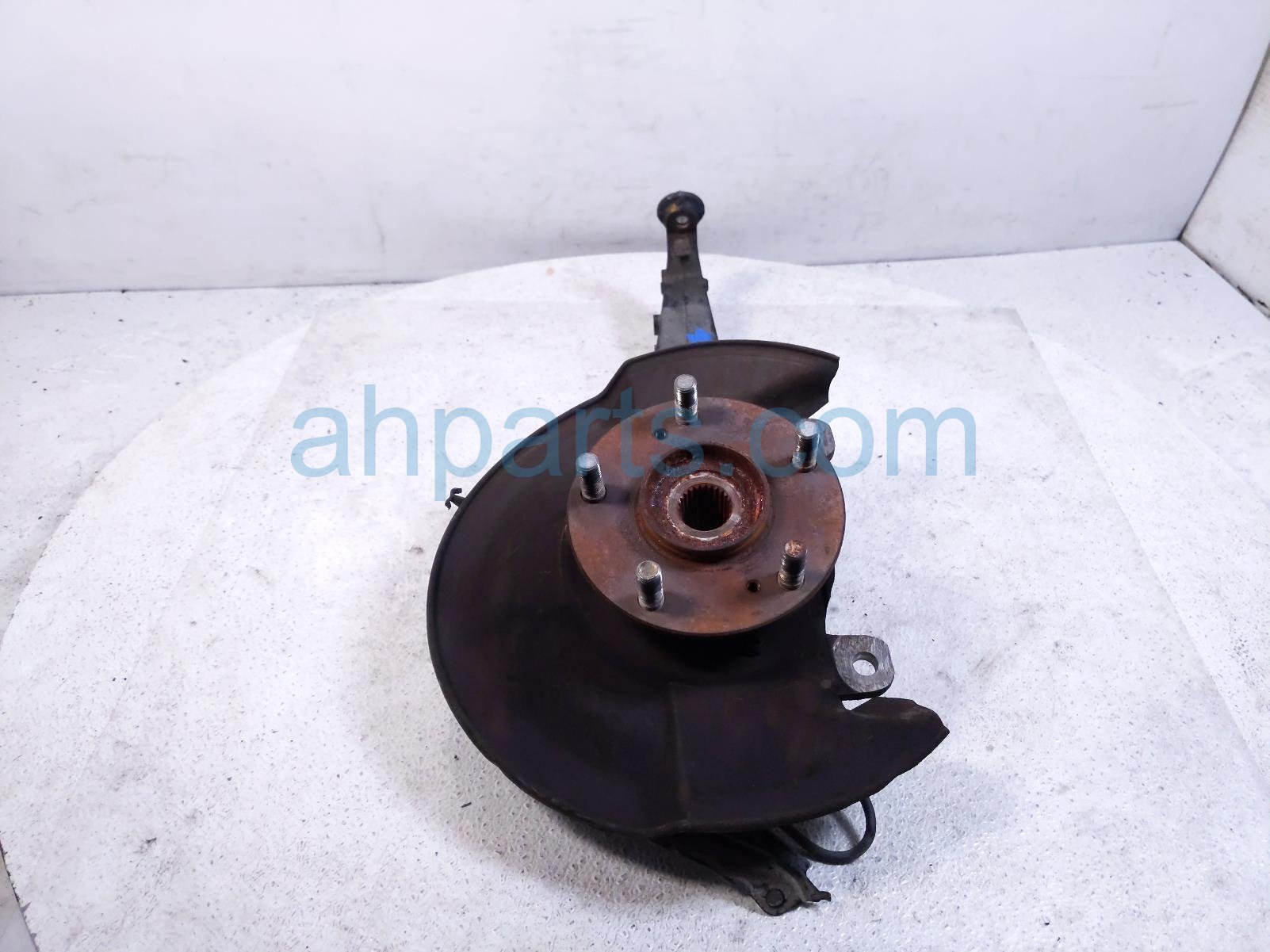 Honda FR/RH SPINDLE KNUCKLE HUB