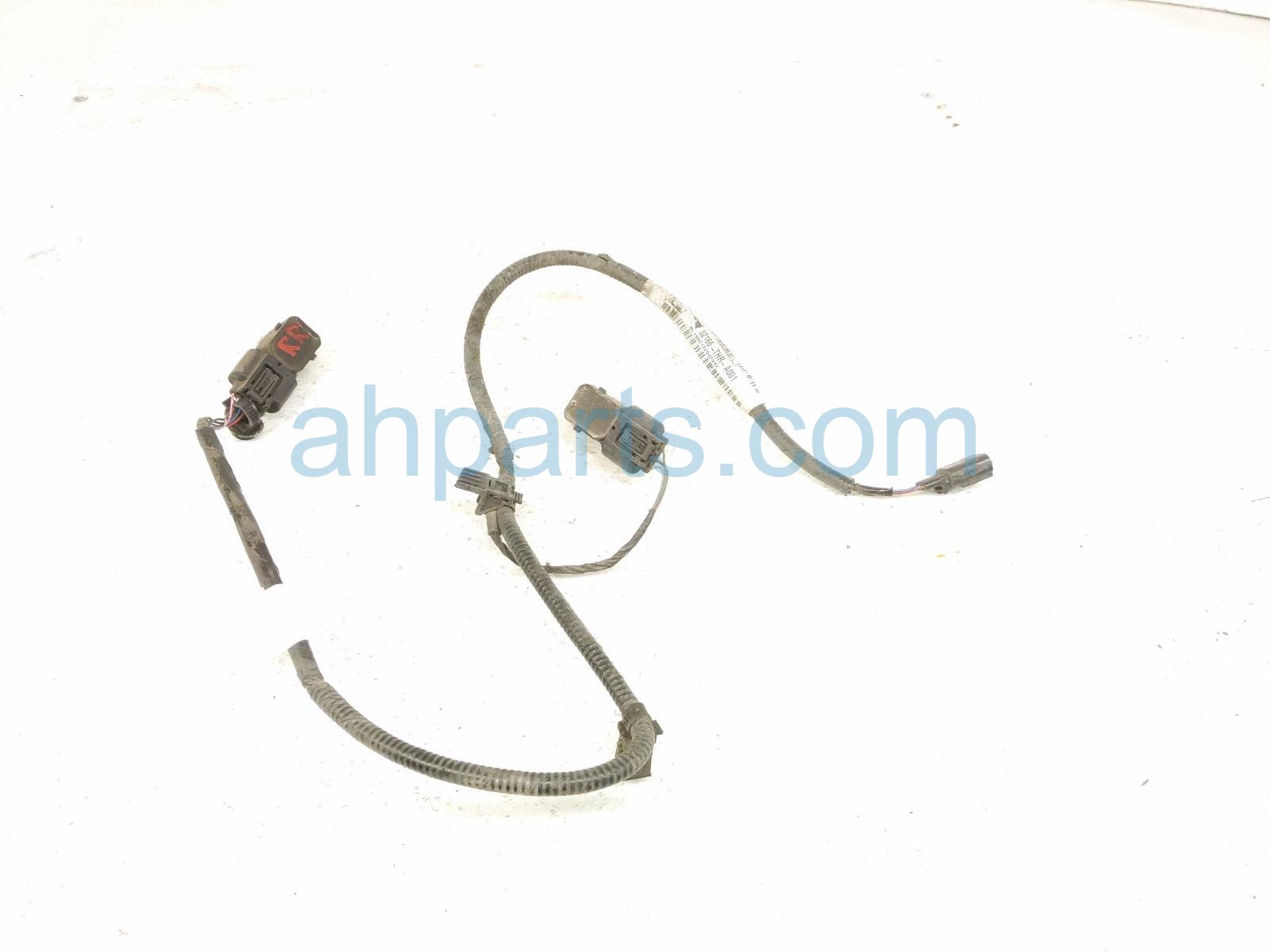 Honda RR/RH PARKING SENSORS W/HARNESS Honda RR/RH PARKING SENSORS W/HARNESS