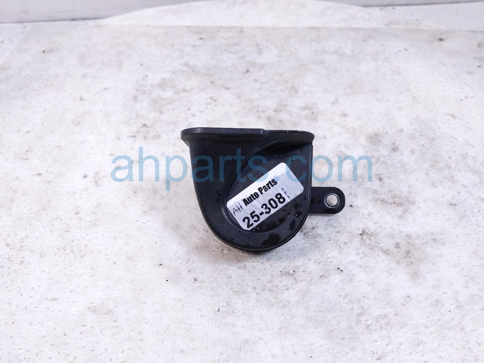 Acura LOW PITCH NOTE HORN