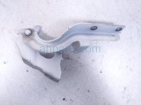 $25 Nissan LH HOOD HINGE - WHITE $25 Nissan LH HOOD HINGE - WHITE