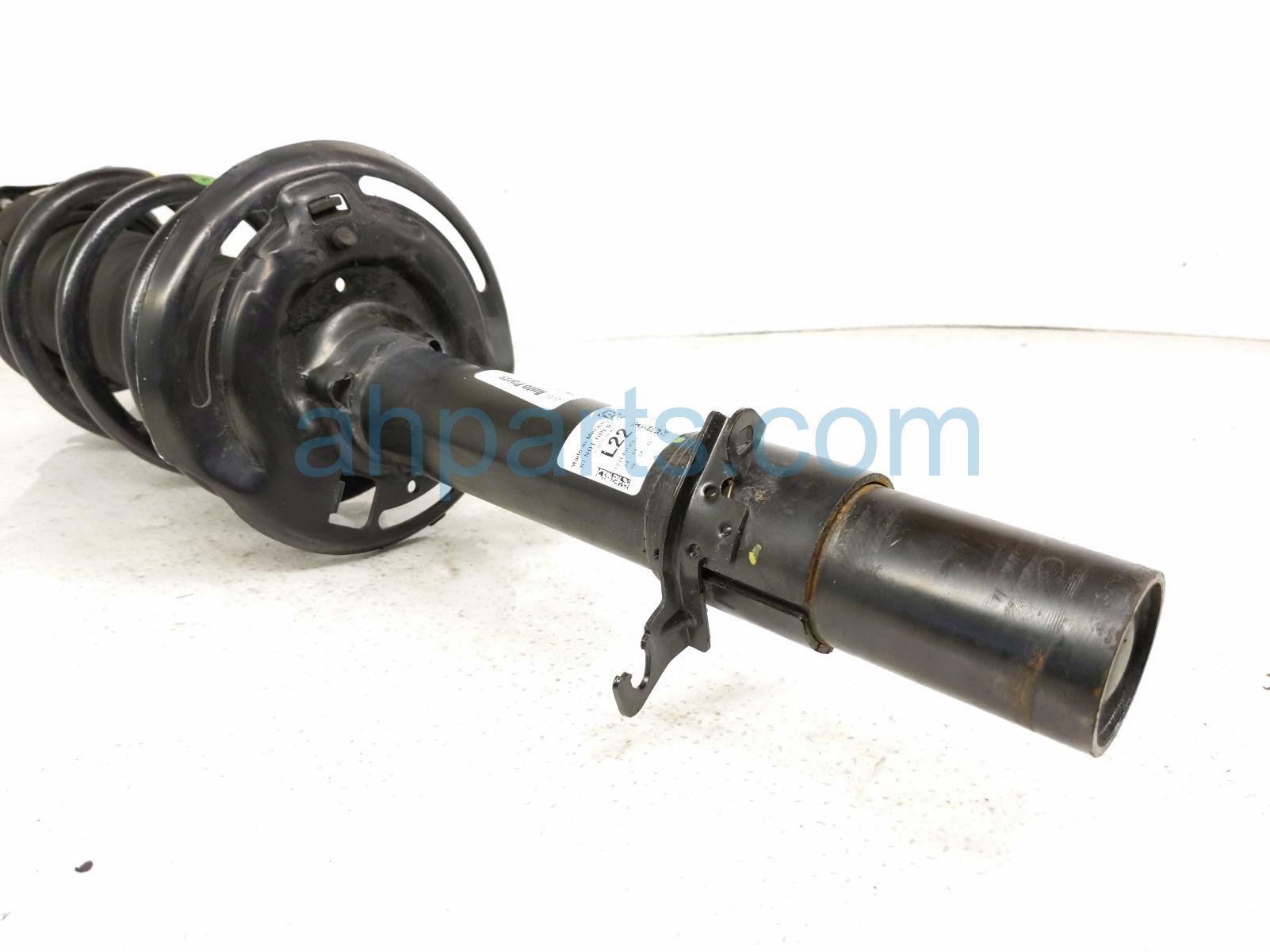 2025 Honda Pilot Front Driver Strut Absorber + Spring 51621 T90 A22 Replacement 2025 Honda Pilot Front Driver Strut Absorber + Spring 51621 T90 A22 Replacement thumbnail