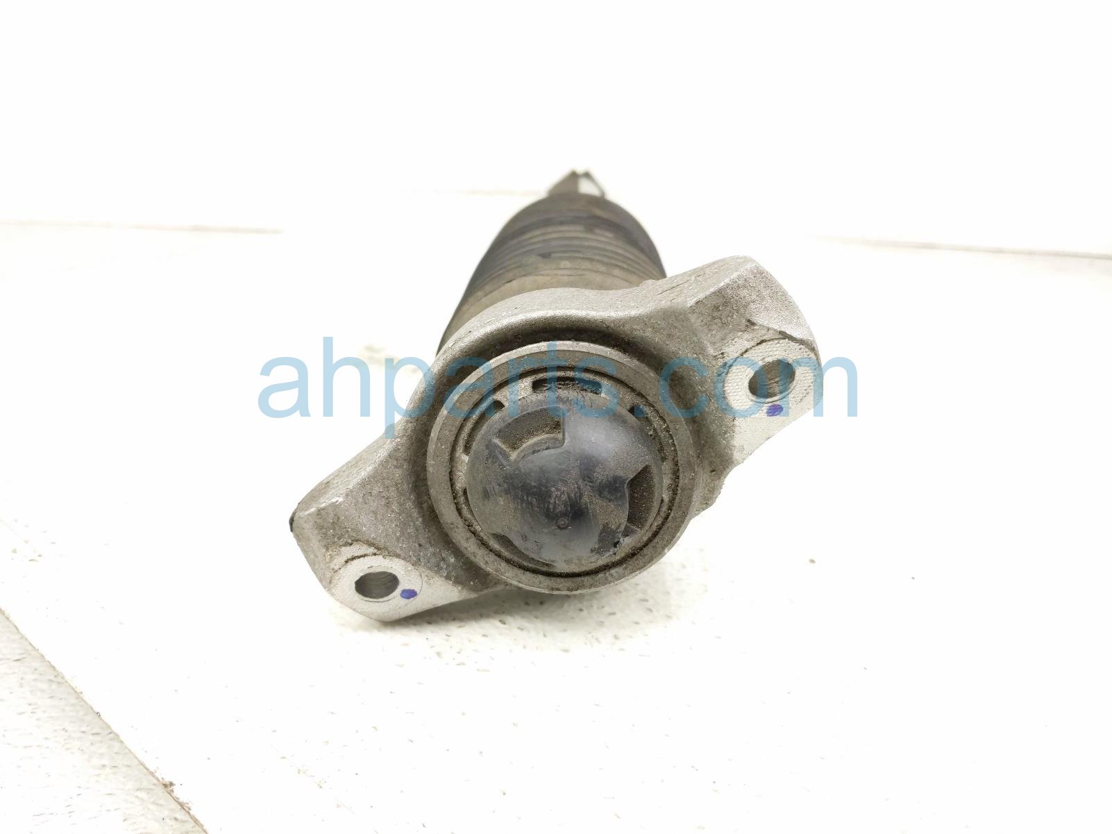 2025 Honda Pilot Strut / Spring / Rear Driver Shock Absorber 52446 T90 A52 Replacement 2025 Honda Pilot Strut / Spring / Rear Driver Shock Absorber 52446 T90 A52 Replacement thumbnail