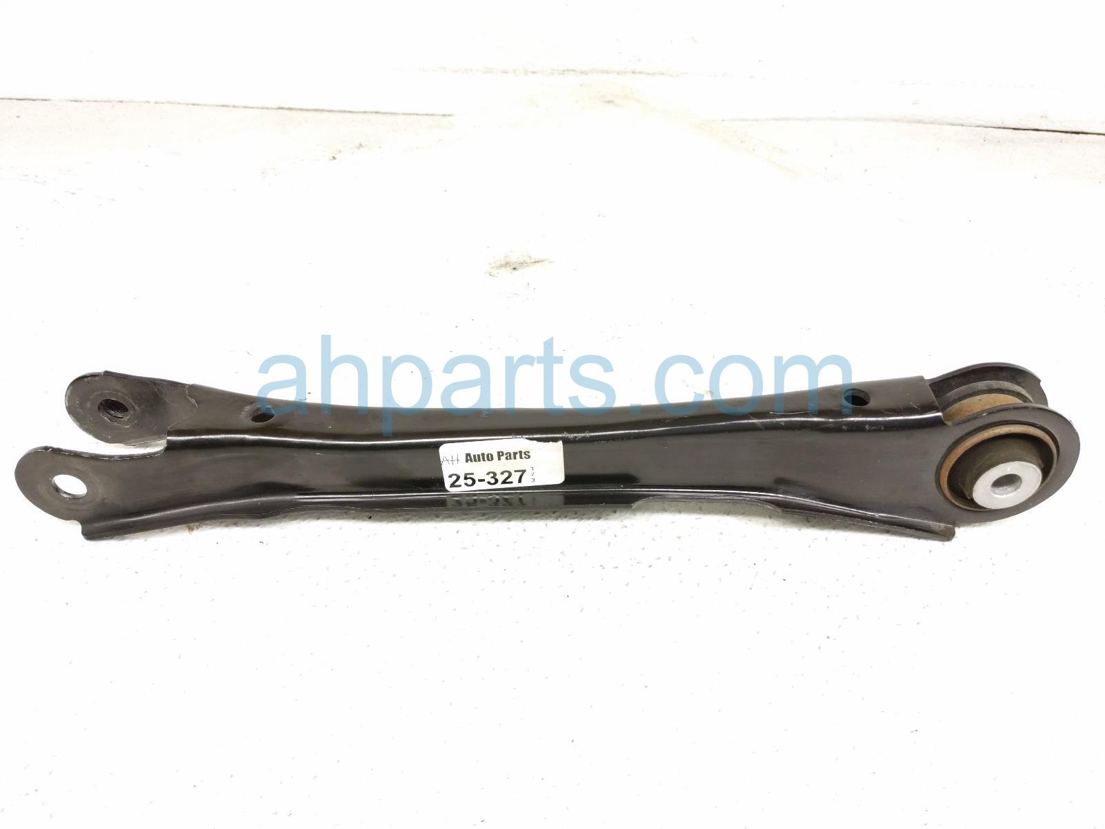 Honda RR/RH TRAILING LOWER CONTROL ARM