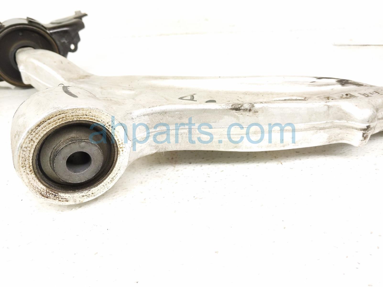 2025 Honda Pilot Front Driver Lower Control Arm 51360 T90 A01 Replacement 2025 Honda Pilot Front Driver Lower Control Arm 51360 T90 A01 Replacement thumbnail