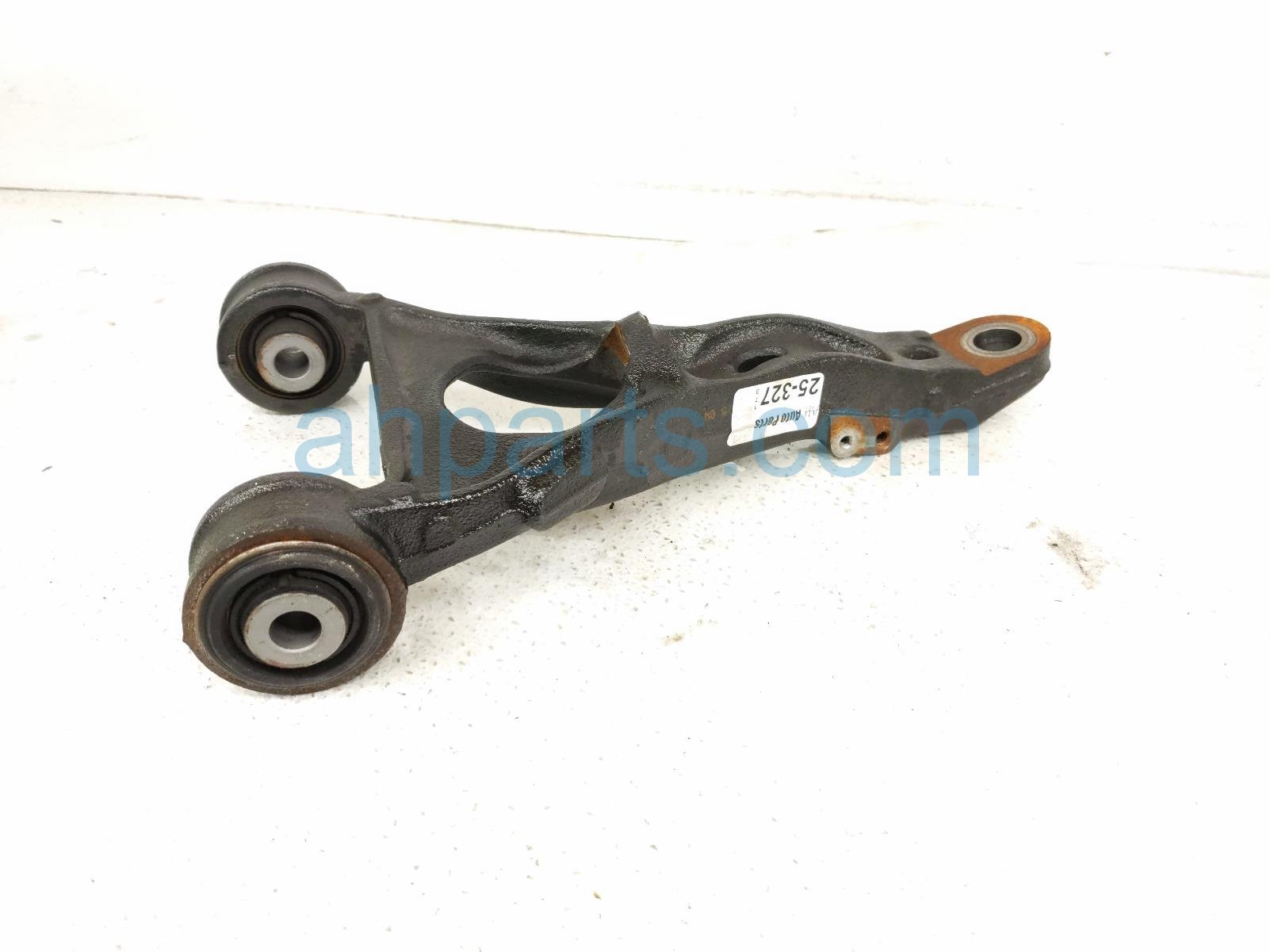 2025 Honda Pilot Rear Passenger Upper Control Arm 52510 T90 A02 Replacement 2025 Honda Pilot Rear Passenger Upper Control Arm 52510 T90 A02 Replacement thumbnail