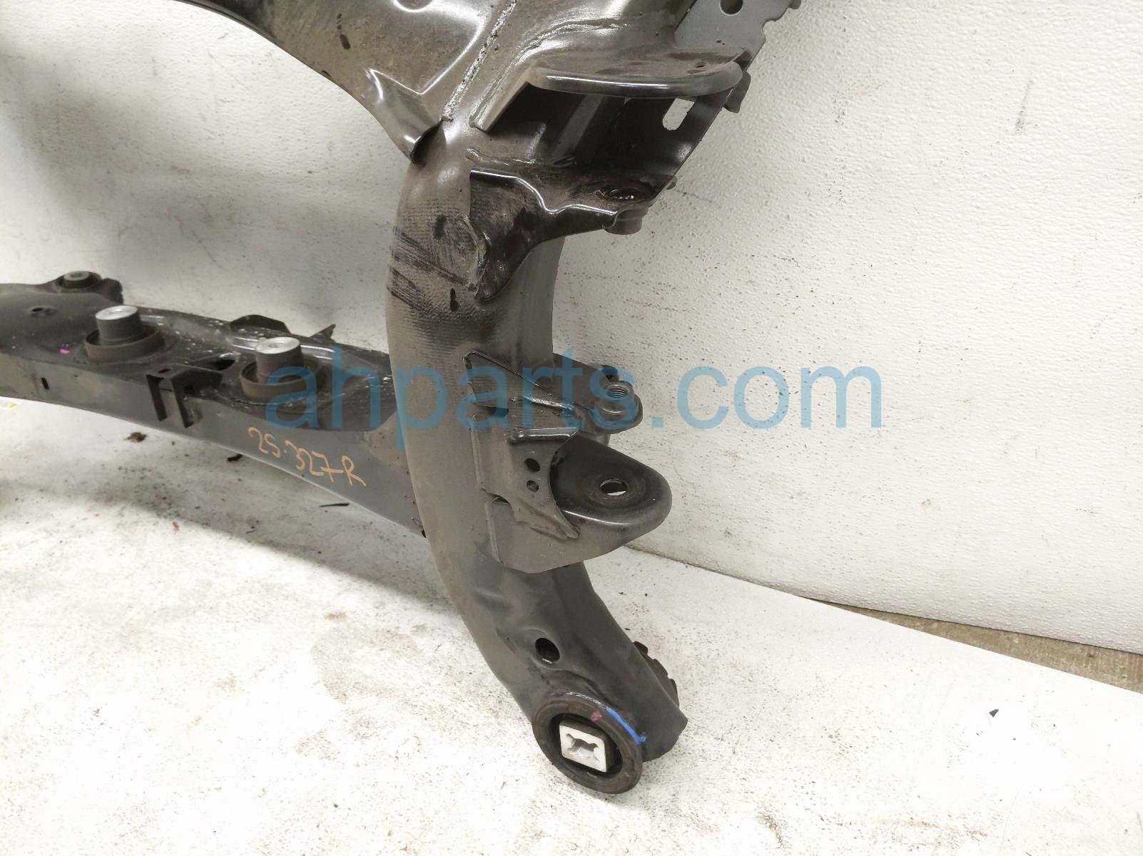 2025 Honda Pilot Crossmember Rear Sub Frame / Cradle 50300 T90 A02 Replacement 2025 Honda Pilot Crossmember Rear Sub Frame / Cradle 50300 T90 A02 Replacement thumbnail