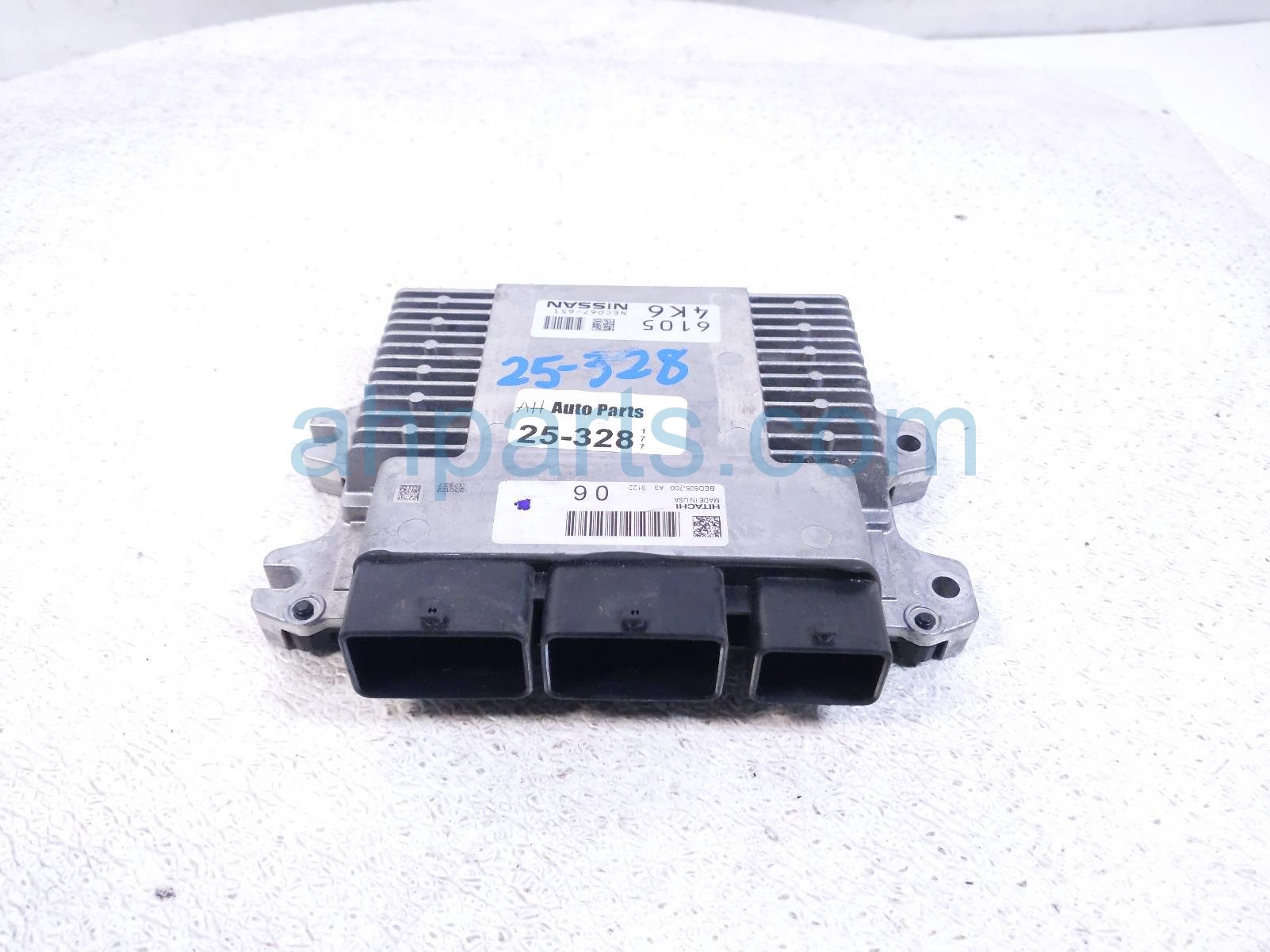 Nissan ENGINE COMPUTER UNIT - AT