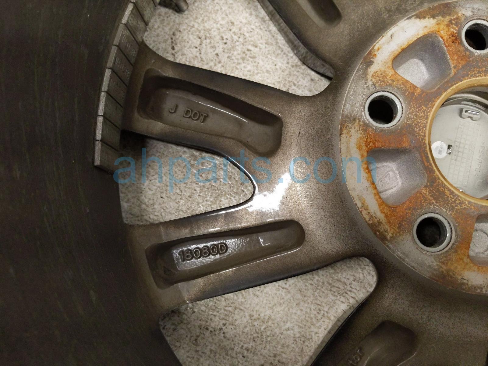 2021 Honda Pilot Front Driver Wheel / Rim 42700 TG7 A72 Replacement 2021 Honda Pilot Front Driver Wheel / Rim 42700 TG7 A72 Replacement thumbnail