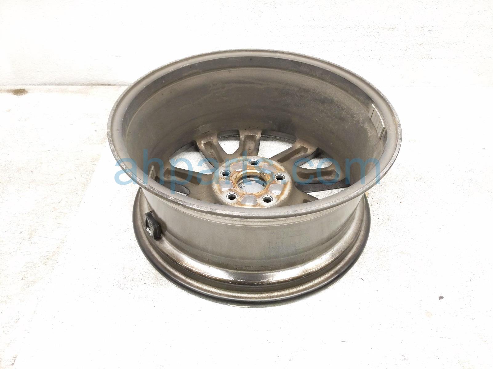 2021 Honda Pilot Rear Driver Wheel / Rim 42700 TG7 A72 Replacement 2021 Honda Pilot Rear Driver Wheel / Rim 42700 TG7 A72 Replacement thumbnail