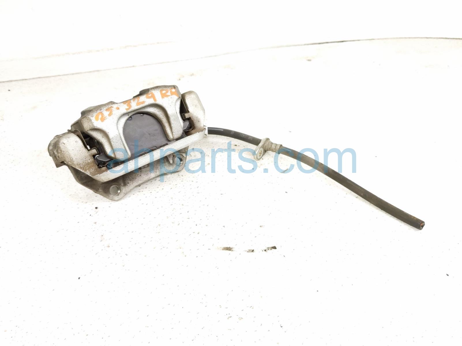 2021 Honda Pilot Core Core Rear Passenger Brake Caliper 43018 TZ5 A02 Replacement 2021 Honda Pilot Core Core Rear Passenger Brake Caliper 43018 TZ5 A02 Replacement thumbnail