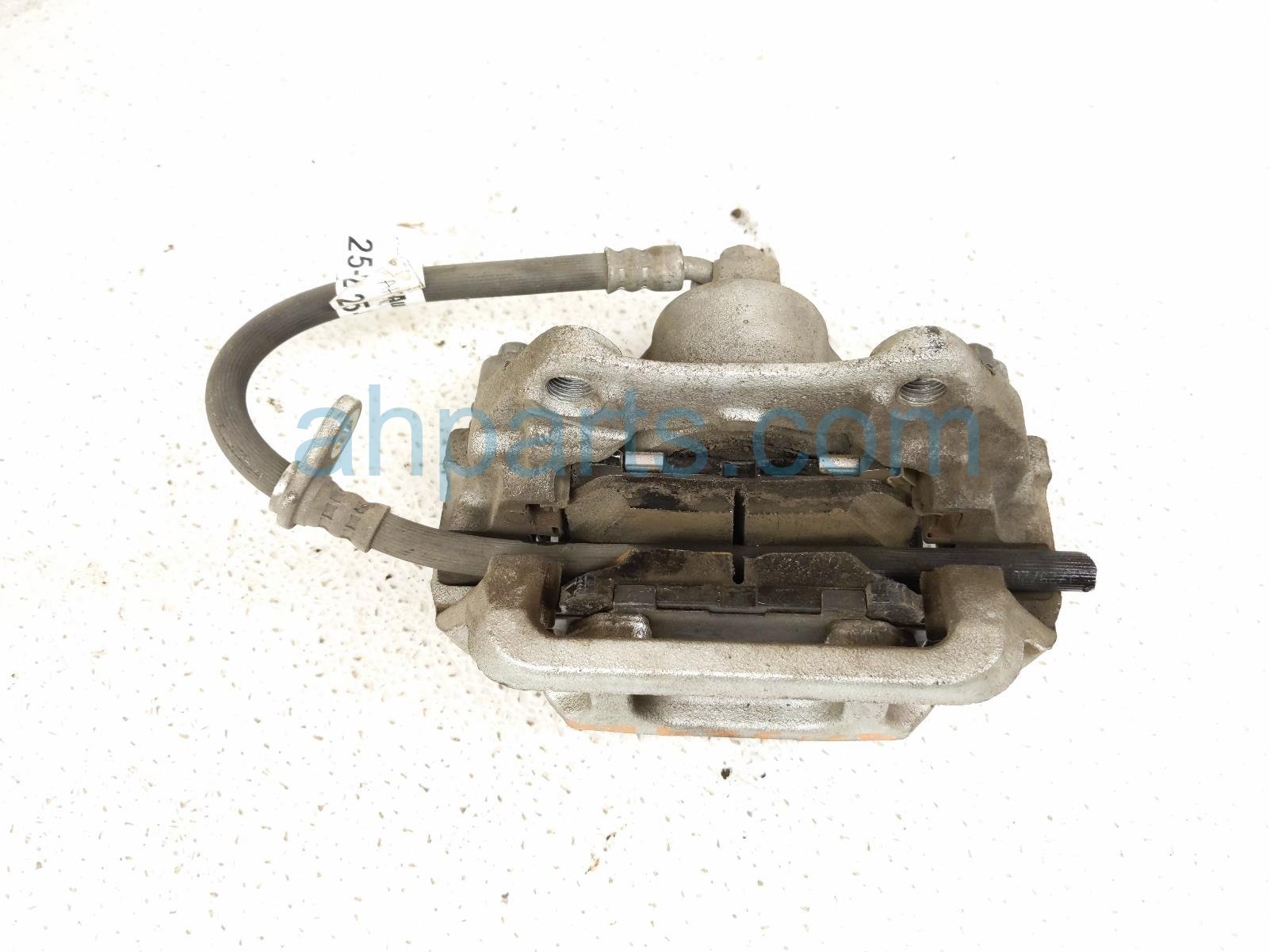 2021 Honda Pilot Core Core Rear Passenger Brake Caliper 43018 TZ5 A02 Replacement 2021 Honda Pilot Core Core Rear Passenger Brake Caliper 43018 TZ5 A02 Replacement thumbnail