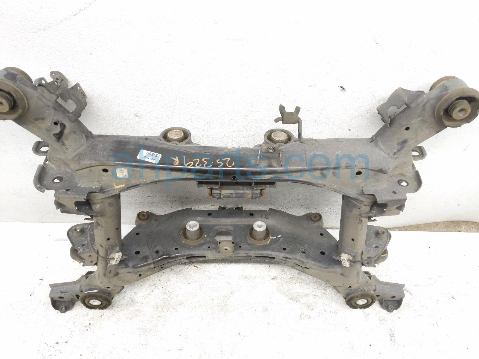 2021 Honda Pilot Crossmember Rear Sub Frame / Cradle 50300 TG7 A02 Replacement 2021 Honda Pilot Crossmember Rear Sub Frame / Cradle 50300 TG7 A02 Replacement thumbnail