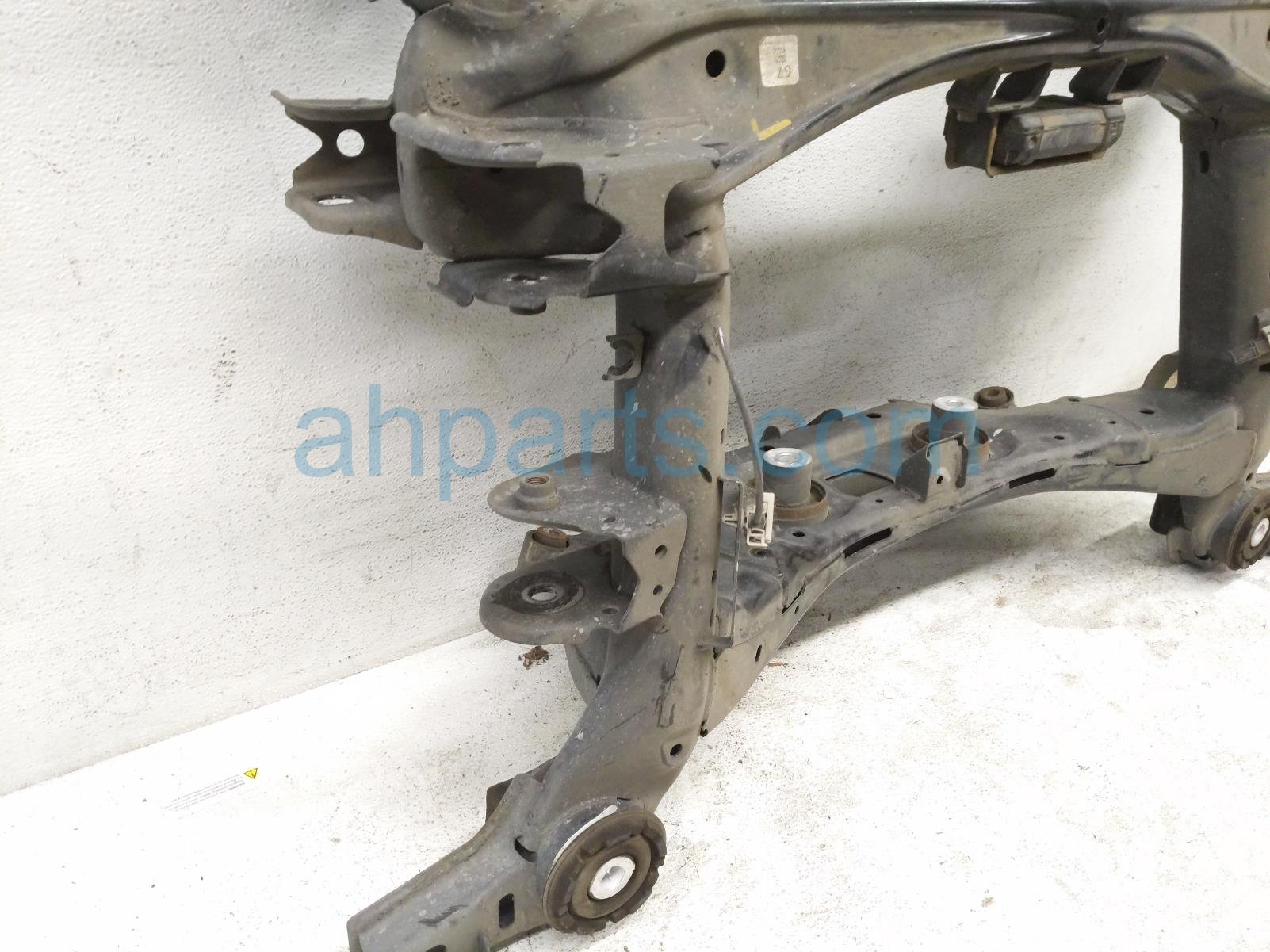 2021 Honda Pilot Crossmember Rear Sub Frame / Cradle 50300 TG7 A02 Replacement 2021 Honda Pilot Crossmember Rear Sub Frame / Cradle 50300 TG7 A02 Replacement thumbnail