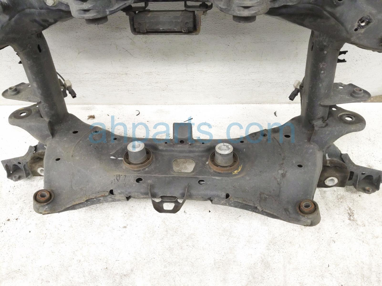 2021 Honda Pilot Crossmember Rear Sub Frame / Cradle 50300 TG7 A02 Replacement 2021 Honda Pilot Crossmember Rear Sub Frame / Cradle 50300 TG7 A02 Replacement thumbnail