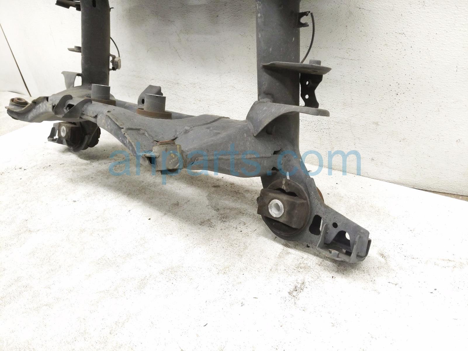 2021 Honda Pilot Crossmember Rear Sub Frame / Cradle 50300 TG7 A02 Replacement 2021 Honda Pilot Crossmember Rear Sub Frame / Cradle 50300 TG7 A02 Replacement thumbnail