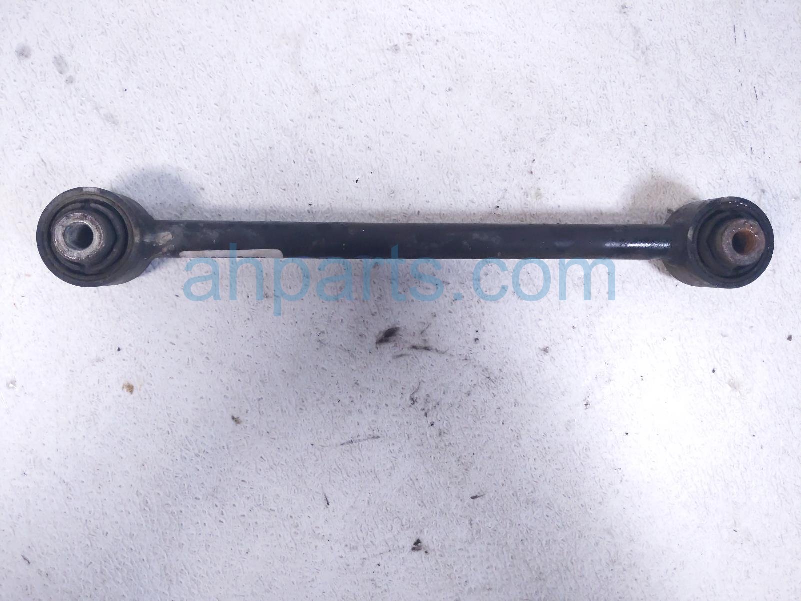 $29 Honda RR/LH CENTER LOWER CONTROL ARM $29 Honda RR/LH CENTER LOWER CONTROL ARM