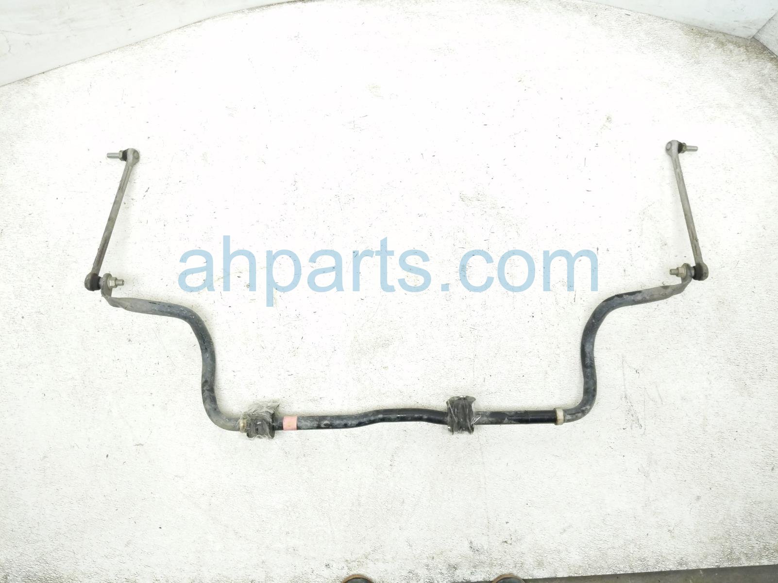 $75 Toyota FRONT STABILIZER / SWAY BAR W/LINKS