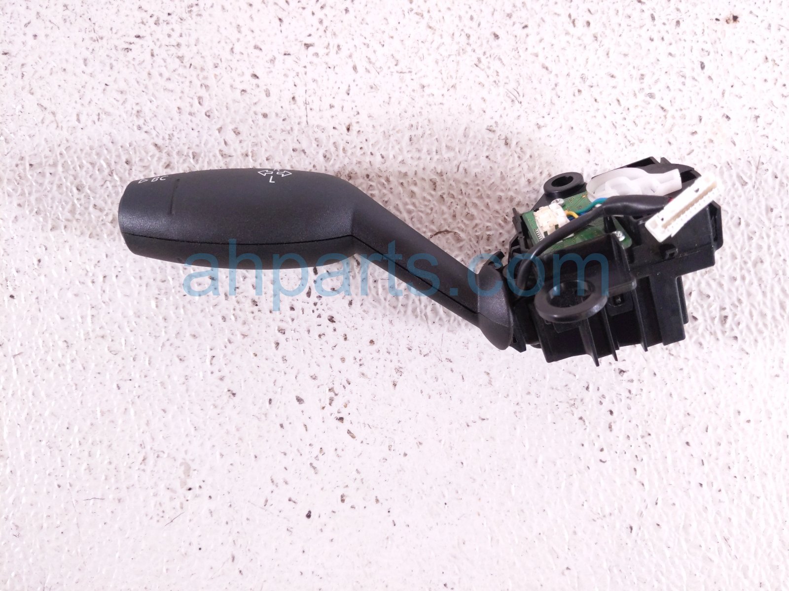 2017 BMW Minicooper Countryman Combo Turn Signal / Wiper Column Switch 61 31 6 827 363 Replacement 2017 BMW Minicooper Countryman Combo Turn Signal / Wiper Column Switch 61 31 6 827 363 Replacement thumbnail