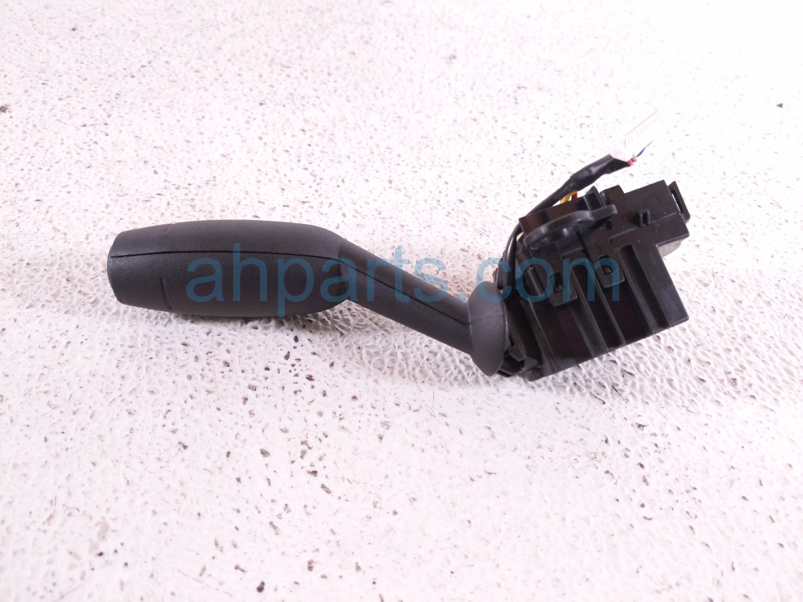 2017 BMW Minicooper Countryman Combo Turn Signal / Wiper Column Switch 61 31 6 827 363 Replacement 2017 BMW Minicooper Countryman Combo Turn Signal / Wiper Column Switch 61 31 6 827 363 Replacement thumbnail