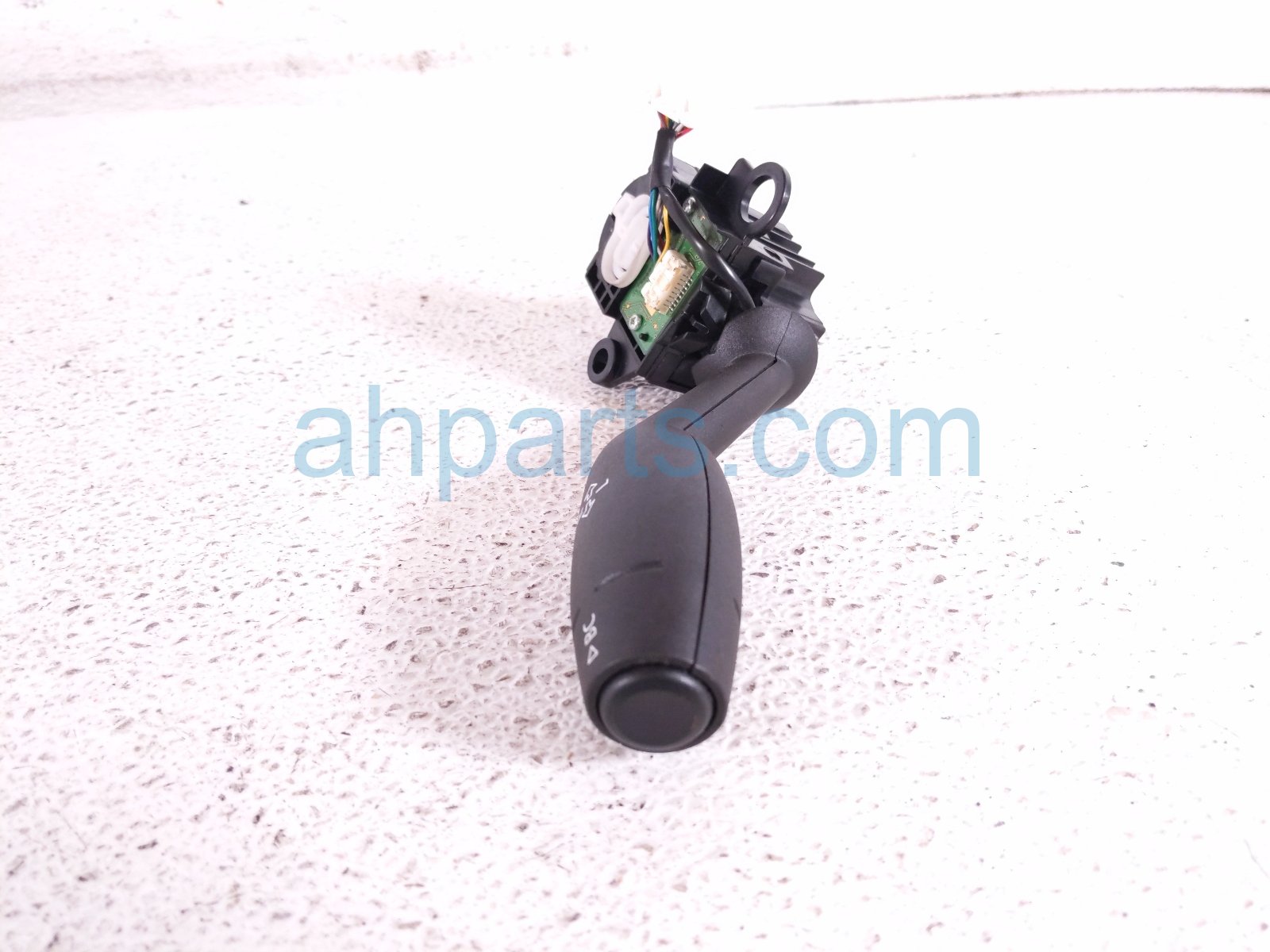 2017 BMW Minicooper Countryman Combo Turn Signal / Wiper Column Switch 61 31 6 827 363 Replacement 2017 BMW Minicooper Countryman Combo Turn Signal / Wiper Column Switch 61 31 6 827 363 Replacement thumbnail