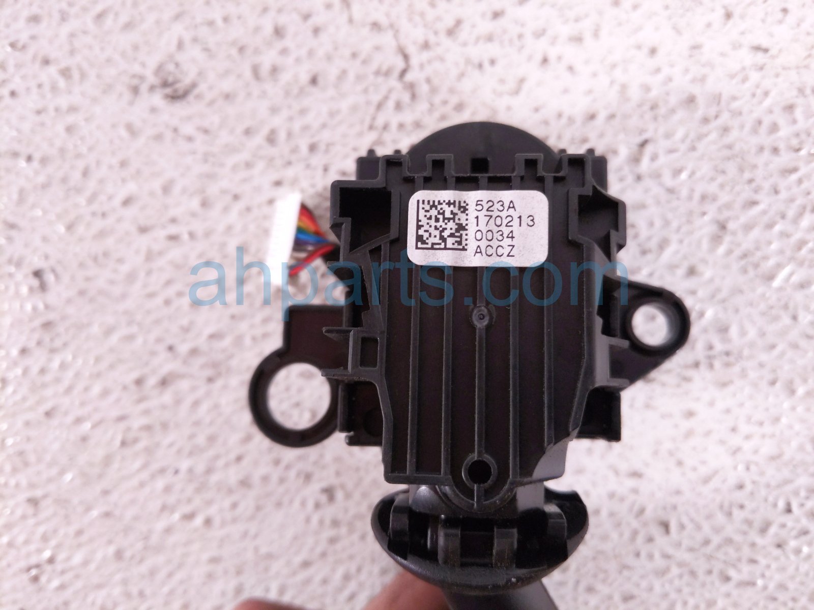 2017 BMW Minicooper Countryman Combo Turn Signal / Wiper Column Switch 61 31 6 827 363 Replacement 2017 BMW Minicooper Countryman Combo Turn Signal / Wiper Column Switch 61 31 6 827 363 Replacement thumbnail