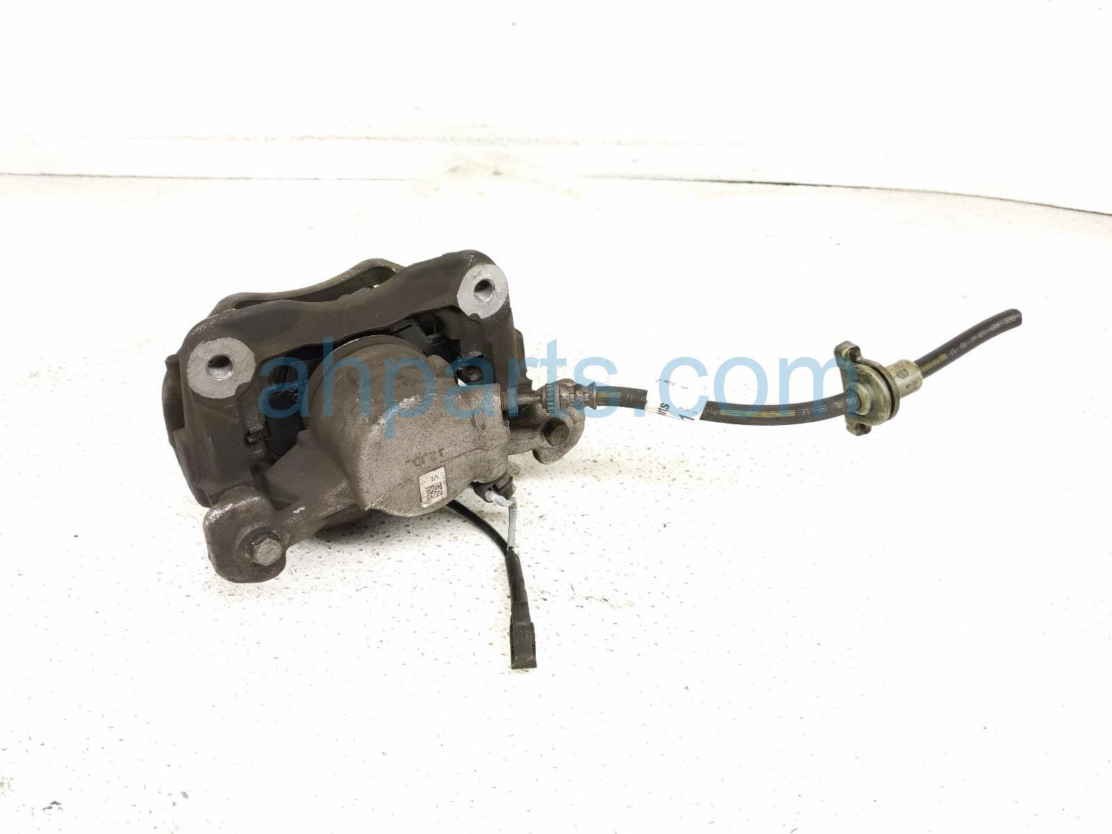 2017 BMW Minicooper Countryman Front Driver Brake Caliper 34 11 6 860 267 Replacement 2017 BMW Minicooper Countryman Front Driver Brake Caliper 34 11 6 860 267 Replacement thumbnail