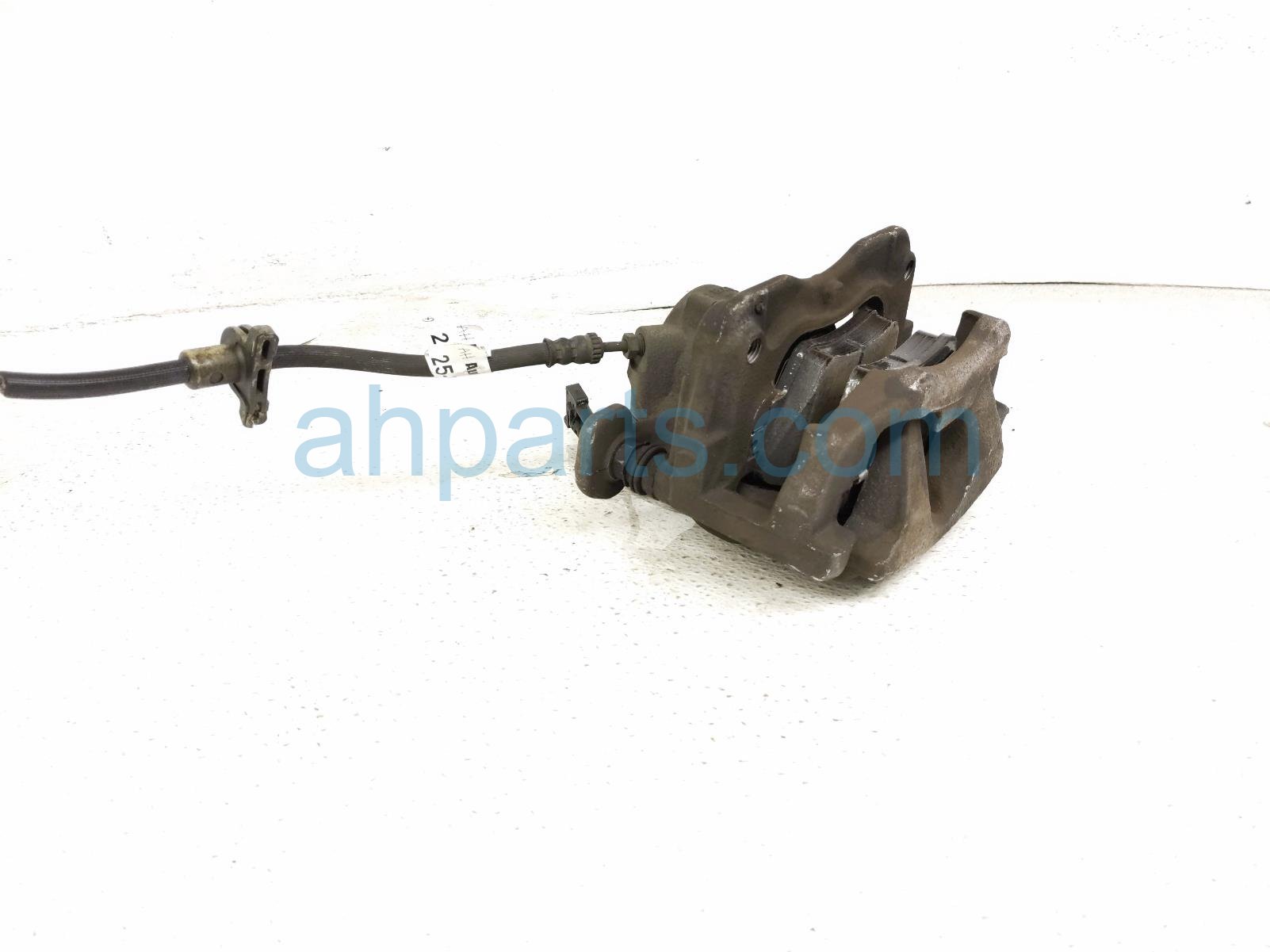 2017 BMW Minicooper Countryman Front Driver Brake Caliper 34 11 6 860 267 Replacement 2017 BMW Minicooper Countryman Front Driver Brake Caliper 34 11 6 860 267 Replacement thumbnail