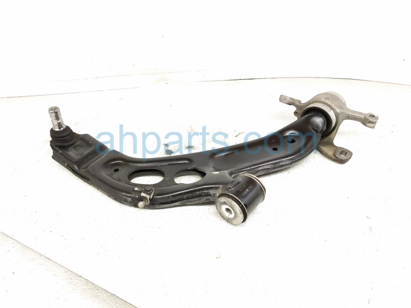 2017 BMW Minicooper Countryman Front Passenger Lower Control Arm 31 12 6 879 844 Replacement 2017 BMW Minicooper Countryman Front Passenger Lower Control Arm 31 12 6 879 844 Replacement thumbnail