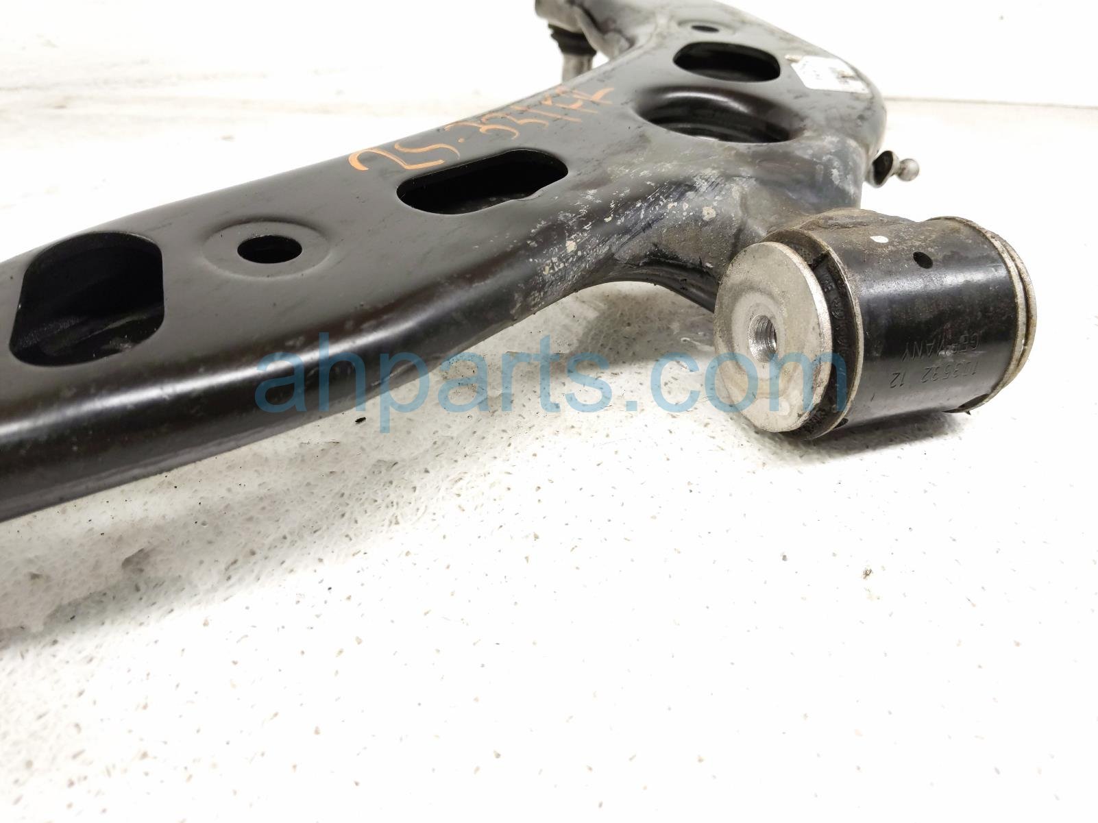 2017 BMW Minicooper Countryman Front Passenger Lower Control Arm 31 12 6 879 844 Replacement 2017 BMW Minicooper Countryman Front Passenger Lower Control Arm 31 12 6 879 844 Replacement thumbnail