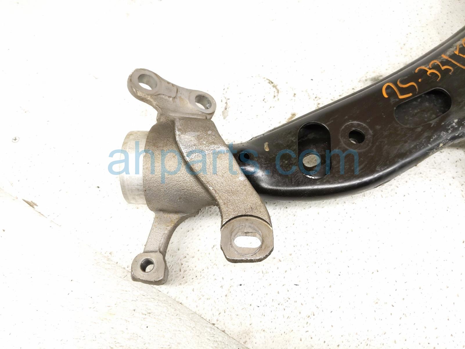 2017 BMW Minicooper Countryman Front Passenger Lower Control Arm 31 12 6 879 844 Replacement 2017 BMW Minicooper Countryman Front Passenger Lower Control Arm 31 12 6 879 844 Replacement thumbnail