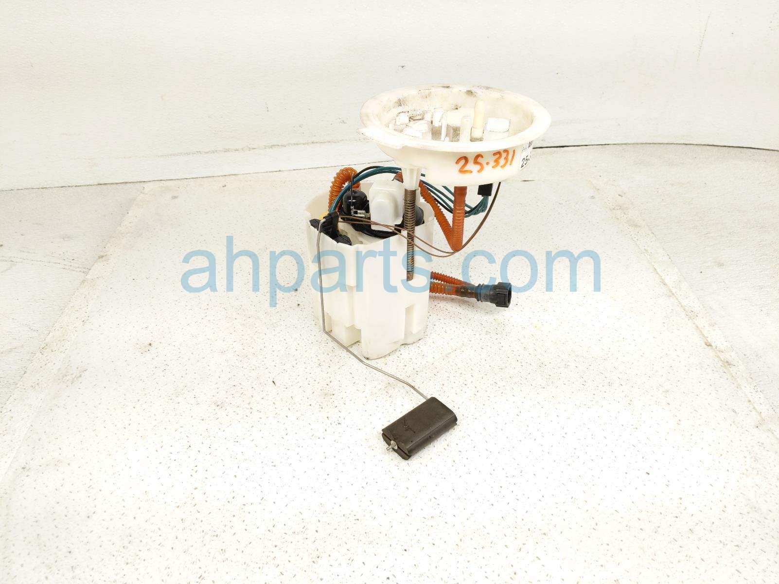 2017 BMW Minicooper Countryman Gas / Fuel Pump (tank Mounted) 16 11 7 300 463 Replacement 2017 BMW Minicooper Countryman Gas / Fuel Pump (tank Mounted) 16 11 7 300 463 Replacement thumbnail