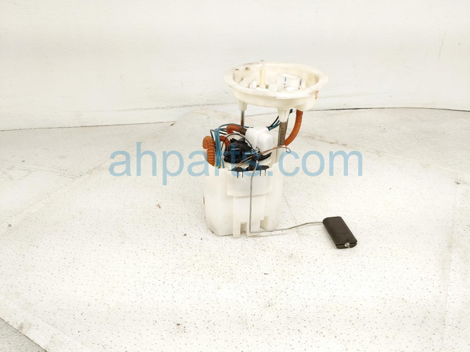 2017 BMW Minicooper Countryman Gas / Fuel Pump (tank Mounted) 16 11 7 300 463 Replacement 2017 BMW Minicooper Countryman Gas / Fuel Pump (tank Mounted) 16 11 7 300 463 Replacement thumbnail