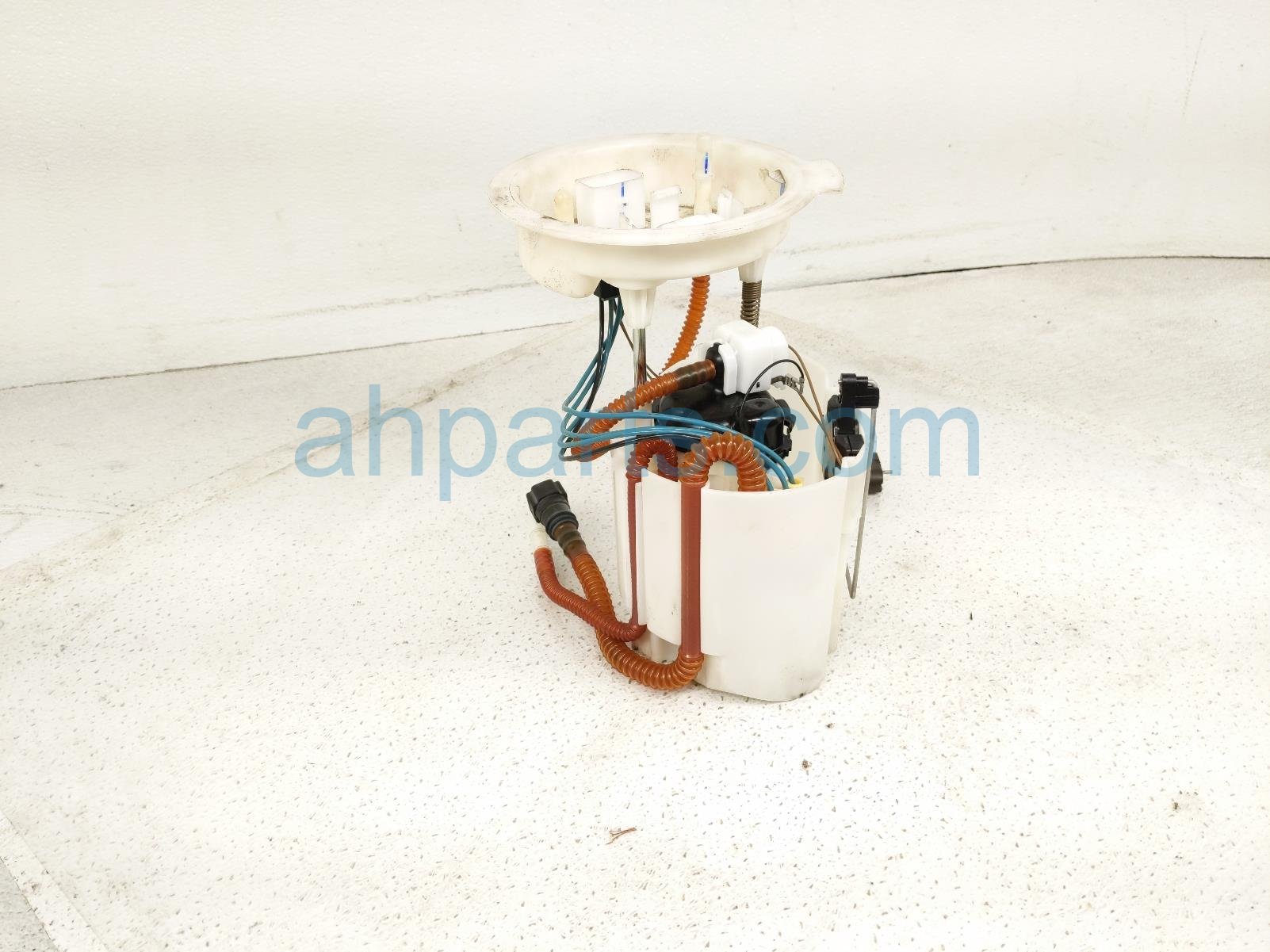 2017 BMW Minicooper Countryman Gas / Fuel Pump (tank Mounted) 16 11 7 300 463 Replacement 2017 BMW Minicooper Countryman Gas / Fuel Pump (tank Mounted) 16 11 7 300 463 Replacement thumbnail