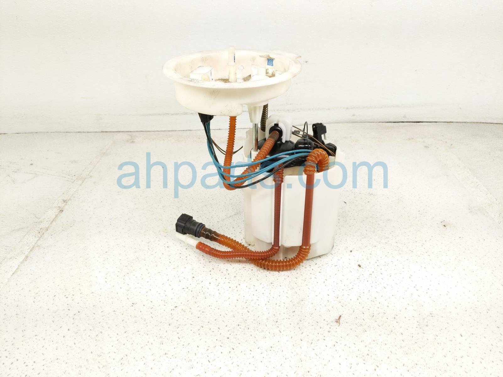 2017 BMW Minicooper Countryman Gas / Fuel Pump (tank Mounted) 16 11 7 300 463 Replacement 2017 BMW Minicooper Countryman Gas / Fuel Pump (tank Mounted) 16 11 7 300 463 Replacement thumbnail