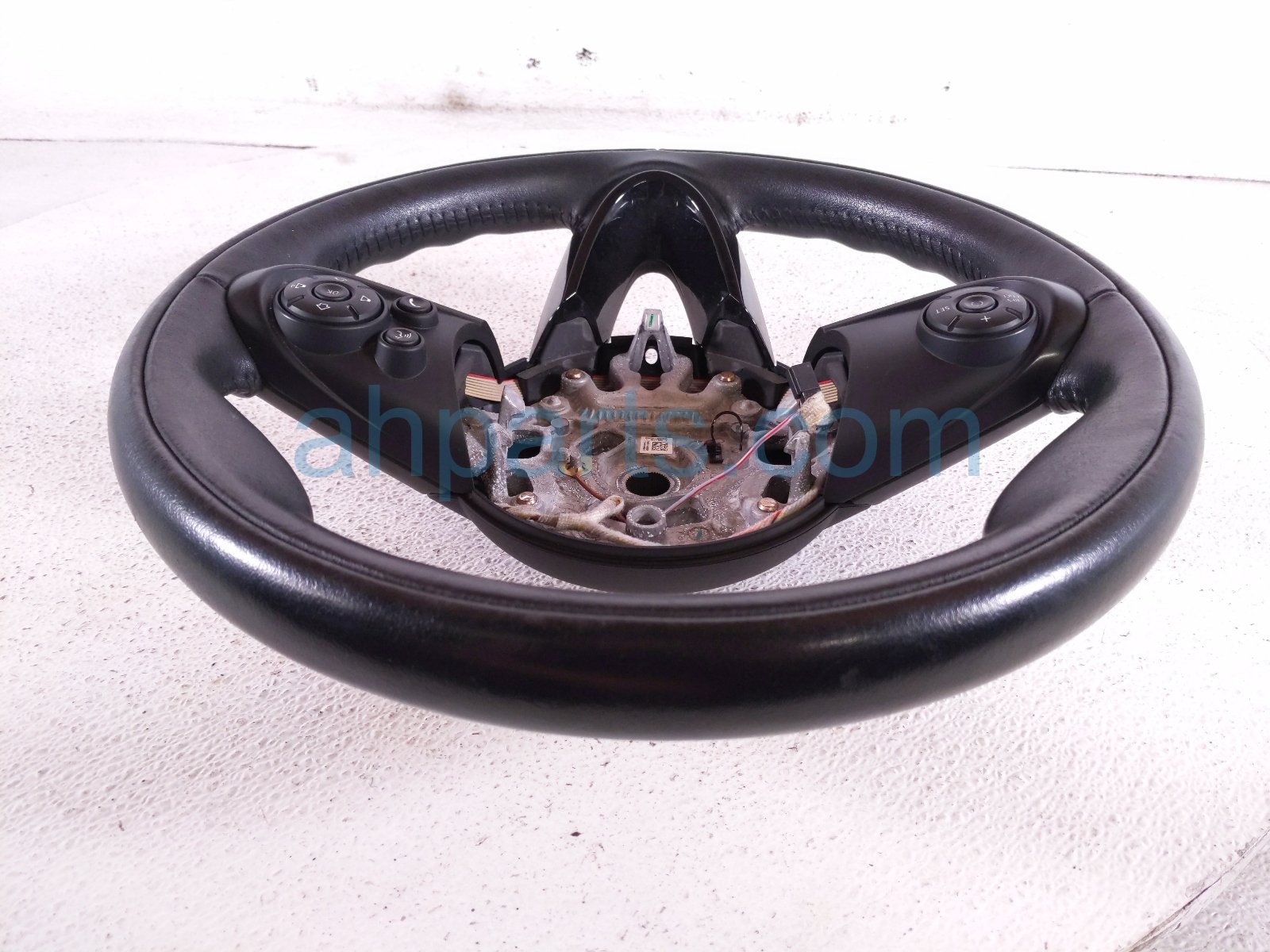 2017 BMW Minicooper Countryman Steering Wheel Black S 32 30 6 996 048 Replacement 2017 BMW Minicooper Countryman Steering Wheel Black S 32 30 6 996 048 Replacement thumbnail
