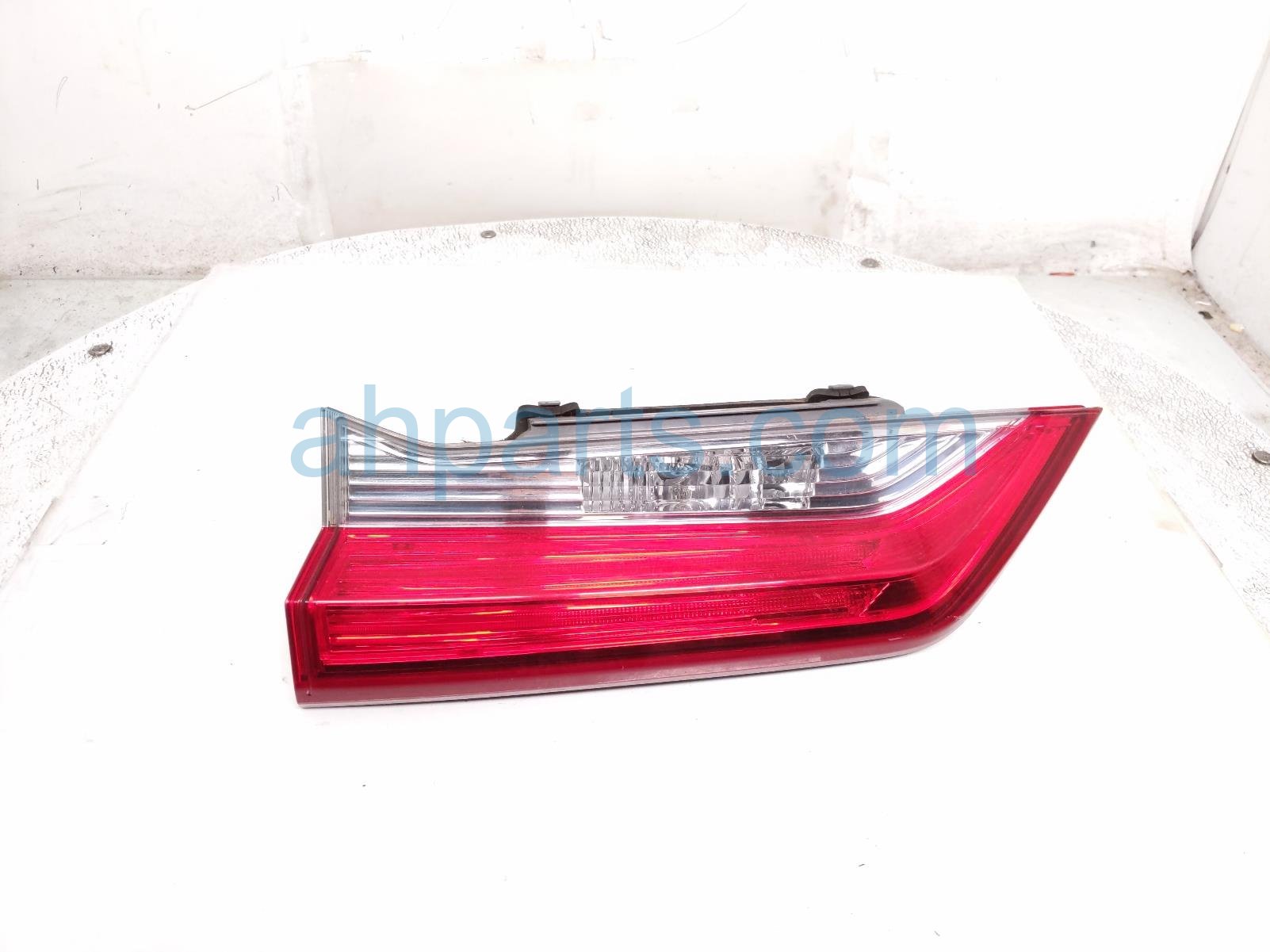 Honda LH TAIL LAMP (ON TRUNK) Honda LH TAIL LAMP (ON TRUNK)